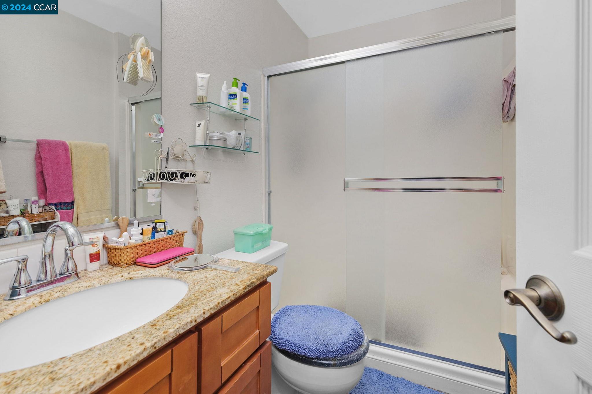 Detail Gallery Image 10 of 16 For 2805 Winding Lane, Antioch,  CA 94531 - 2 Beds | 2 Baths