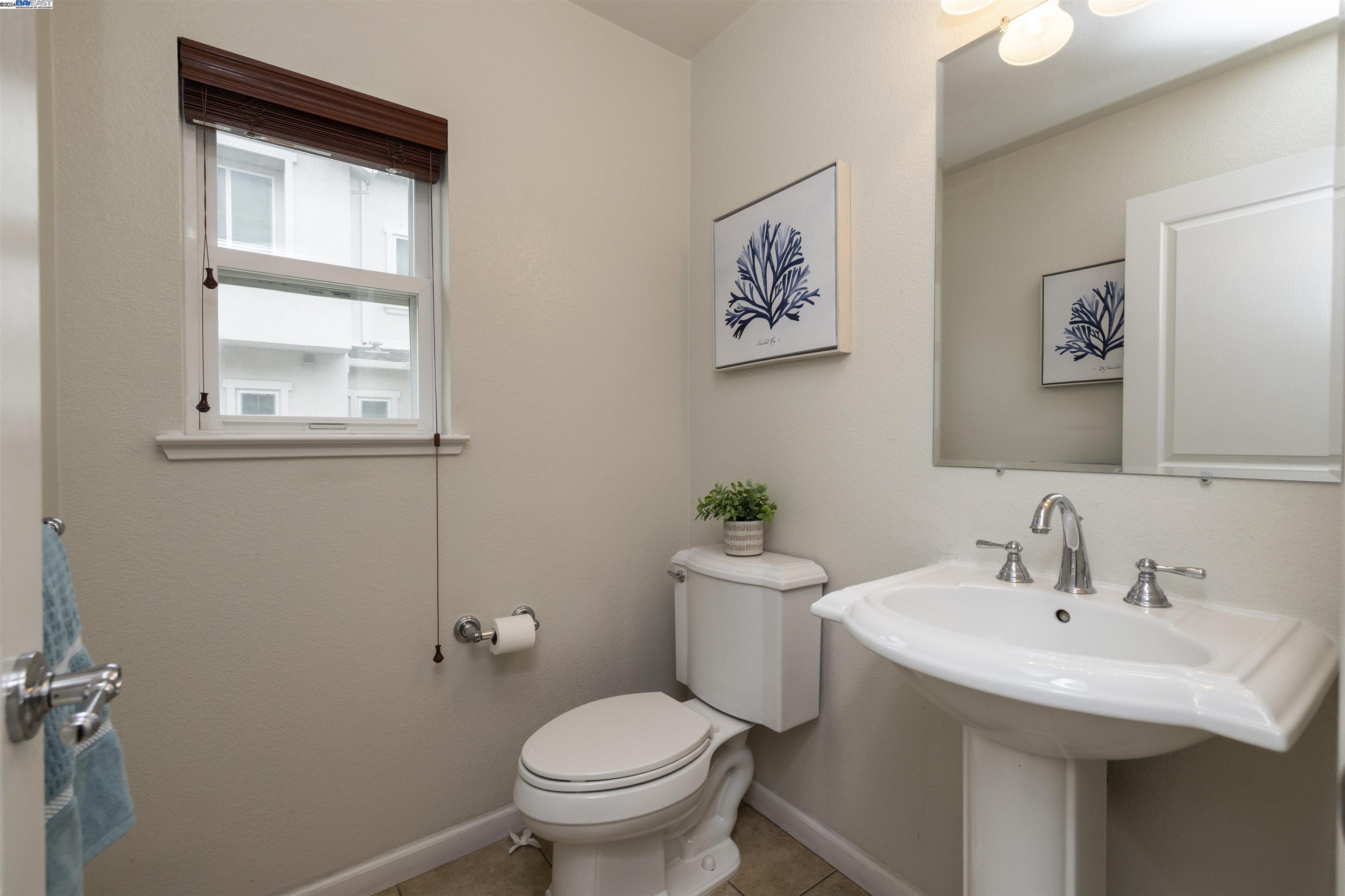 Detail Gallery Image 15 of 31 For 1201 Sierra Madres Ter, San Jose,  CA 95126 - 2 Beds | 2/1 Baths