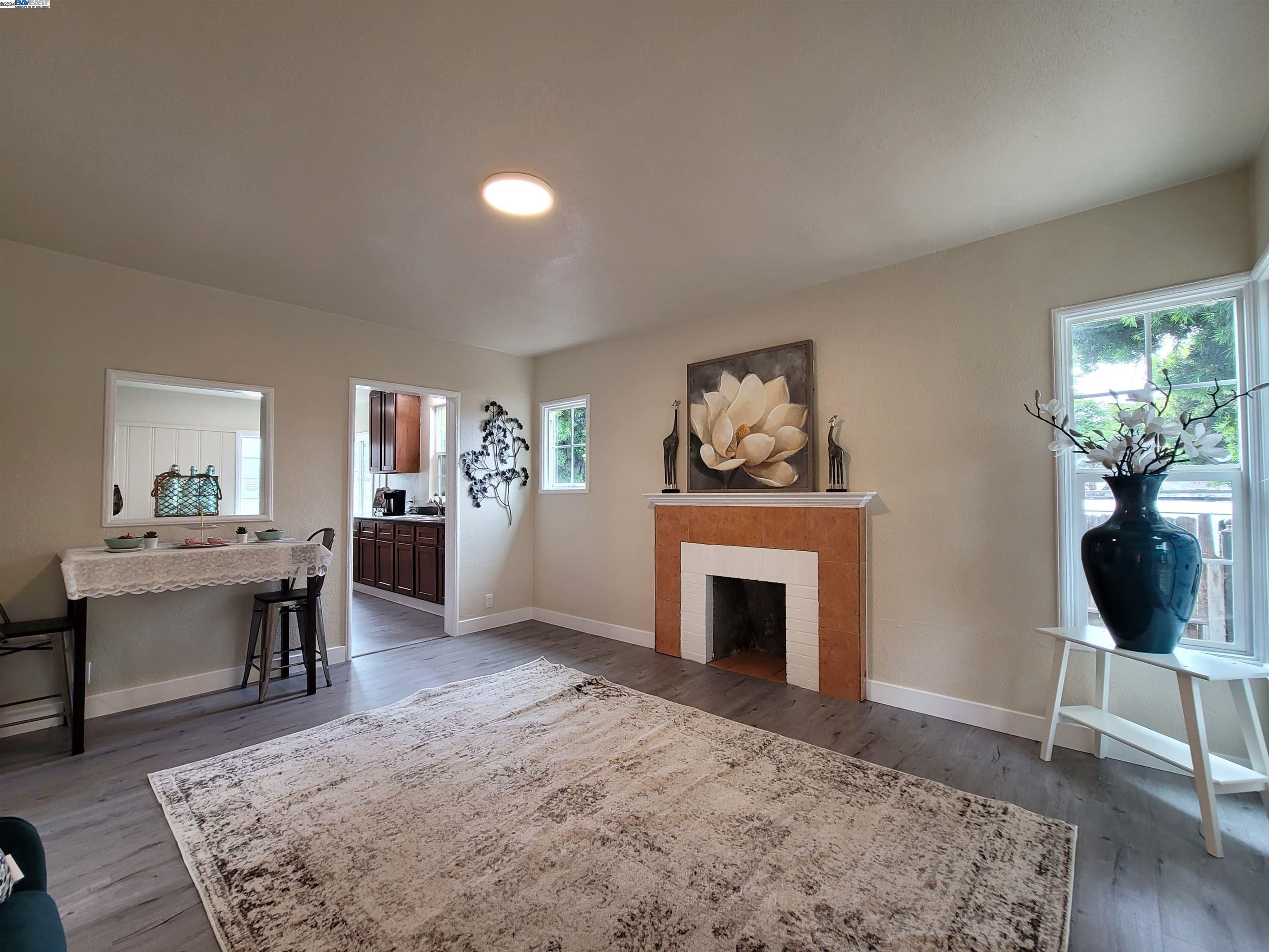 Detail Gallery Image 7 of 30 For 2500-2502 77th Ave, Oakland,  CA 94605 - – Beds | – Baths