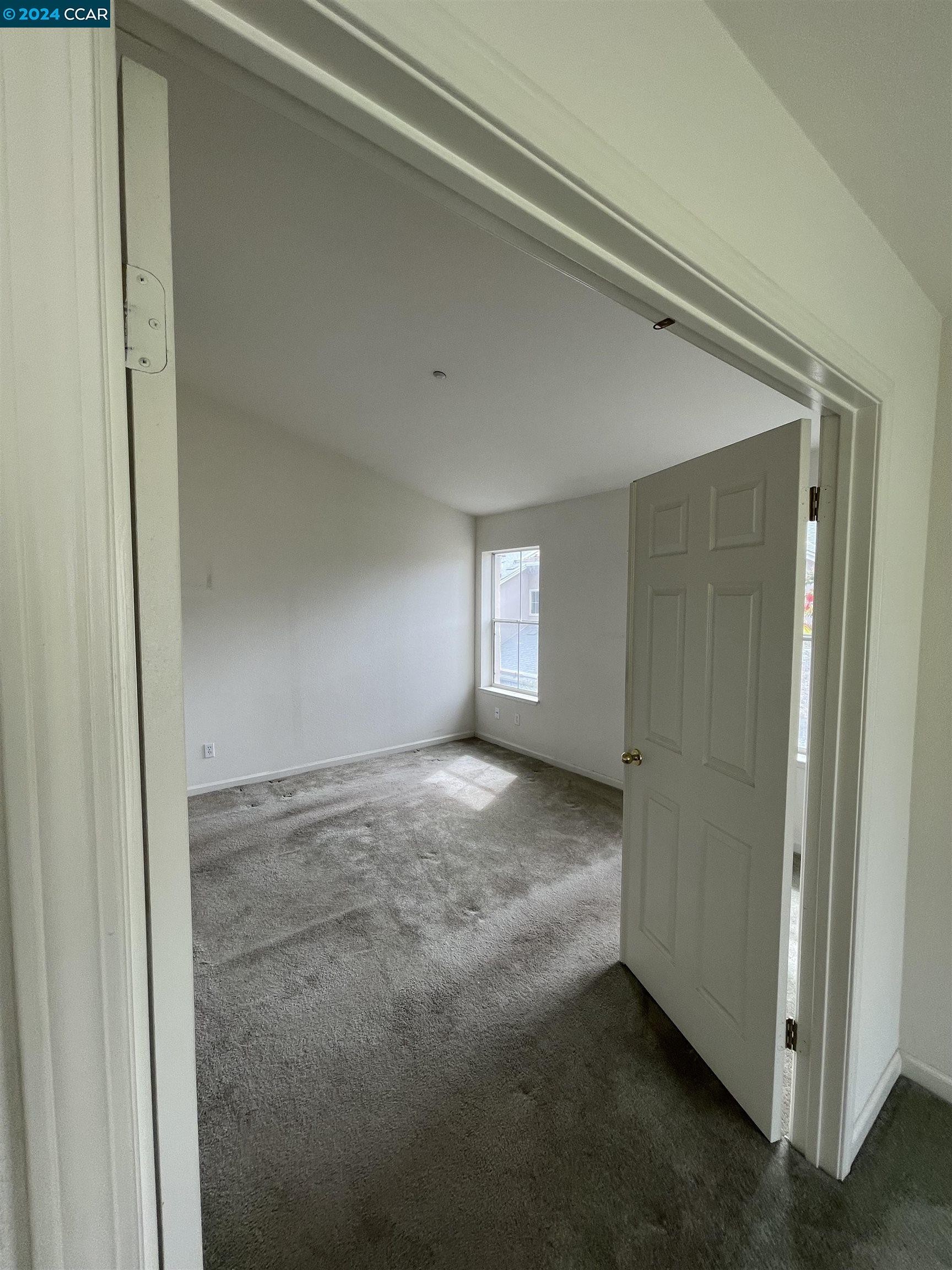 Detail Gallery Image 21 of 31 For 1288 Albacore Terrace, Fremont,  CA 94536 - 3 Beds | 2/1 Baths