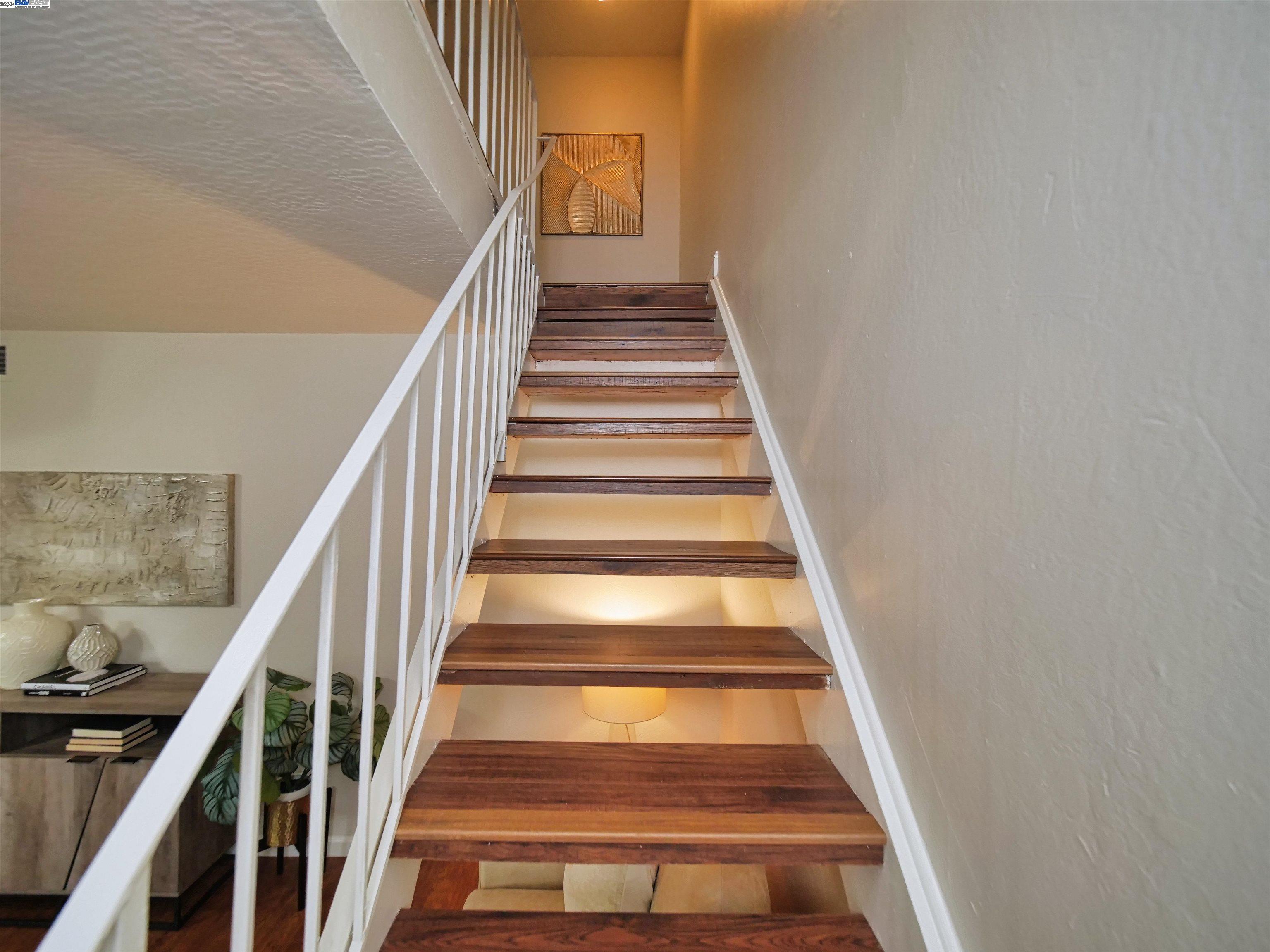 Detail Gallery Image 18 of 41 For 4646 Ithaca Way, Pleasanton,  CA 94588 - 4 Beds | 2/1 Baths