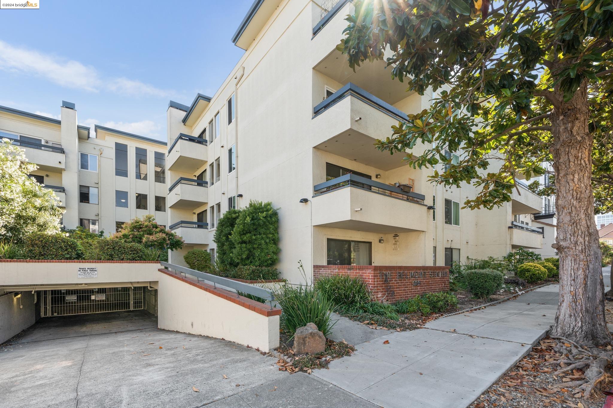 Detail Gallery Image 1 of 26 For 389 Belmont St #206,  Oakland,  CA 94610 - 2 Beds | 1 Baths