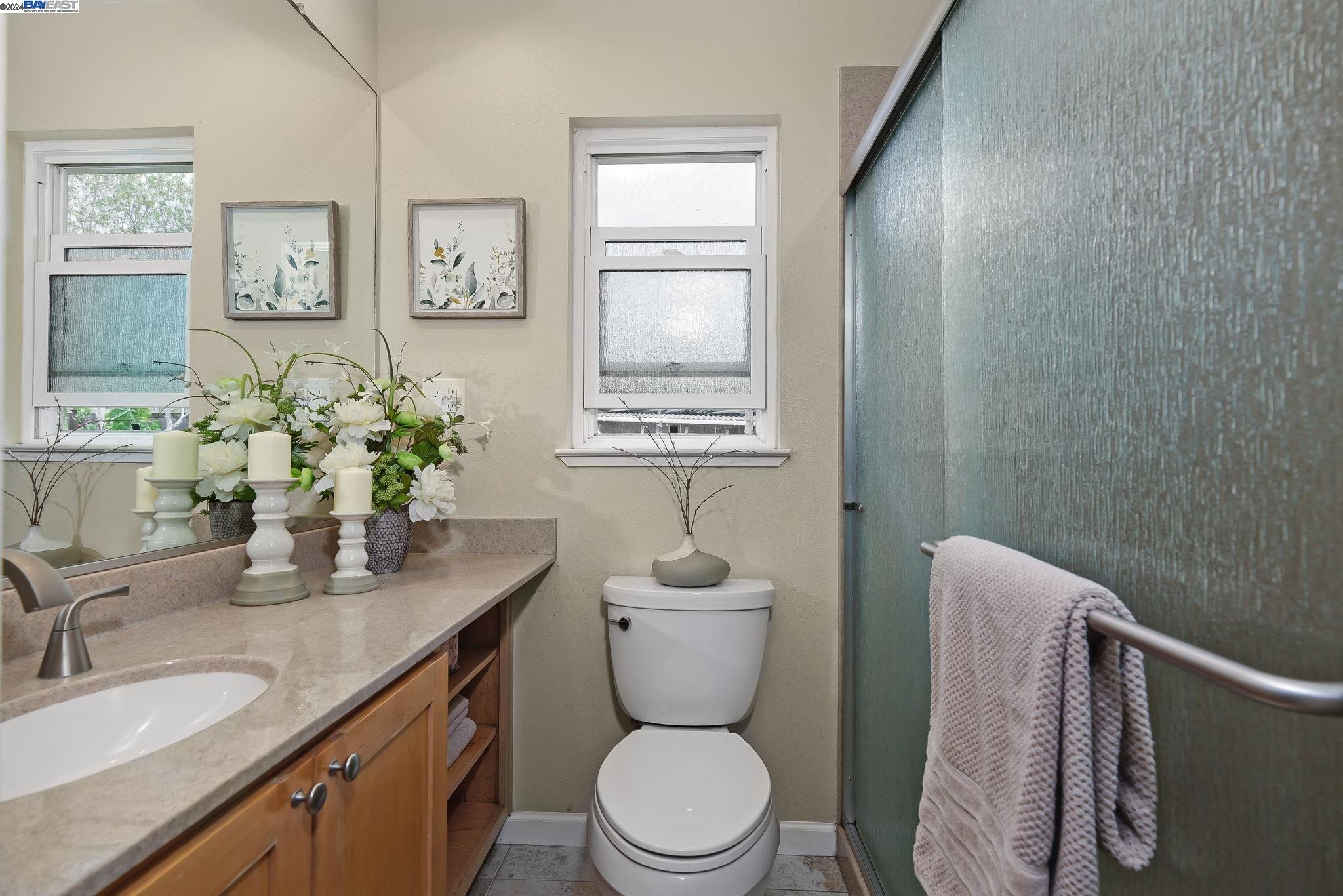 Detail Gallery Image 14 of 24 For 2594 Stanton Hill Rd, Castro Valley,  CA 94546 - 3 Beds | 2 Baths