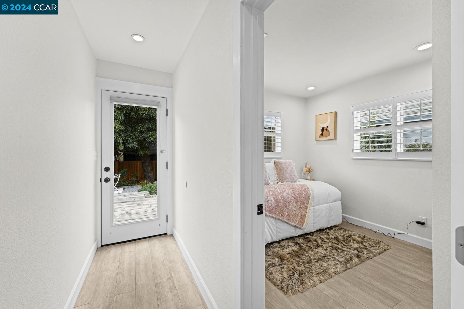 Detail Gallery Image 25 of 35 For 871 43rd Street, Oakland,  CA 94608 - 3 Beds | 1 Baths
