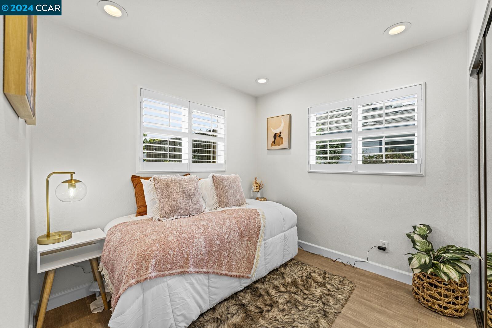 Detail Gallery Image 26 of 35 For 871 43rd Street, Oakland,  CA 94608 - 3 Beds | 1 Baths