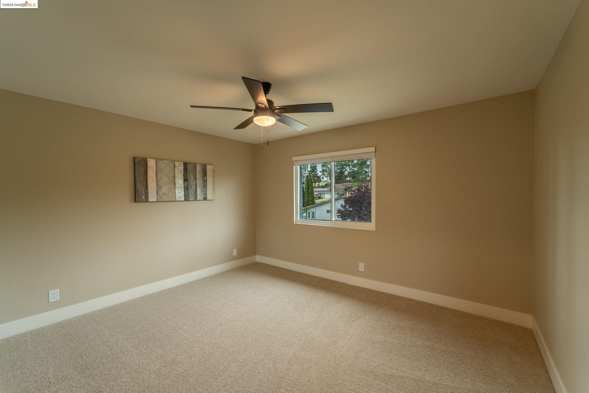 Detail Gallery Image 29 of 44 For 3647 Skyline Dr, Hayward,  CA 94542 - 4 Beds | 2/1 Baths