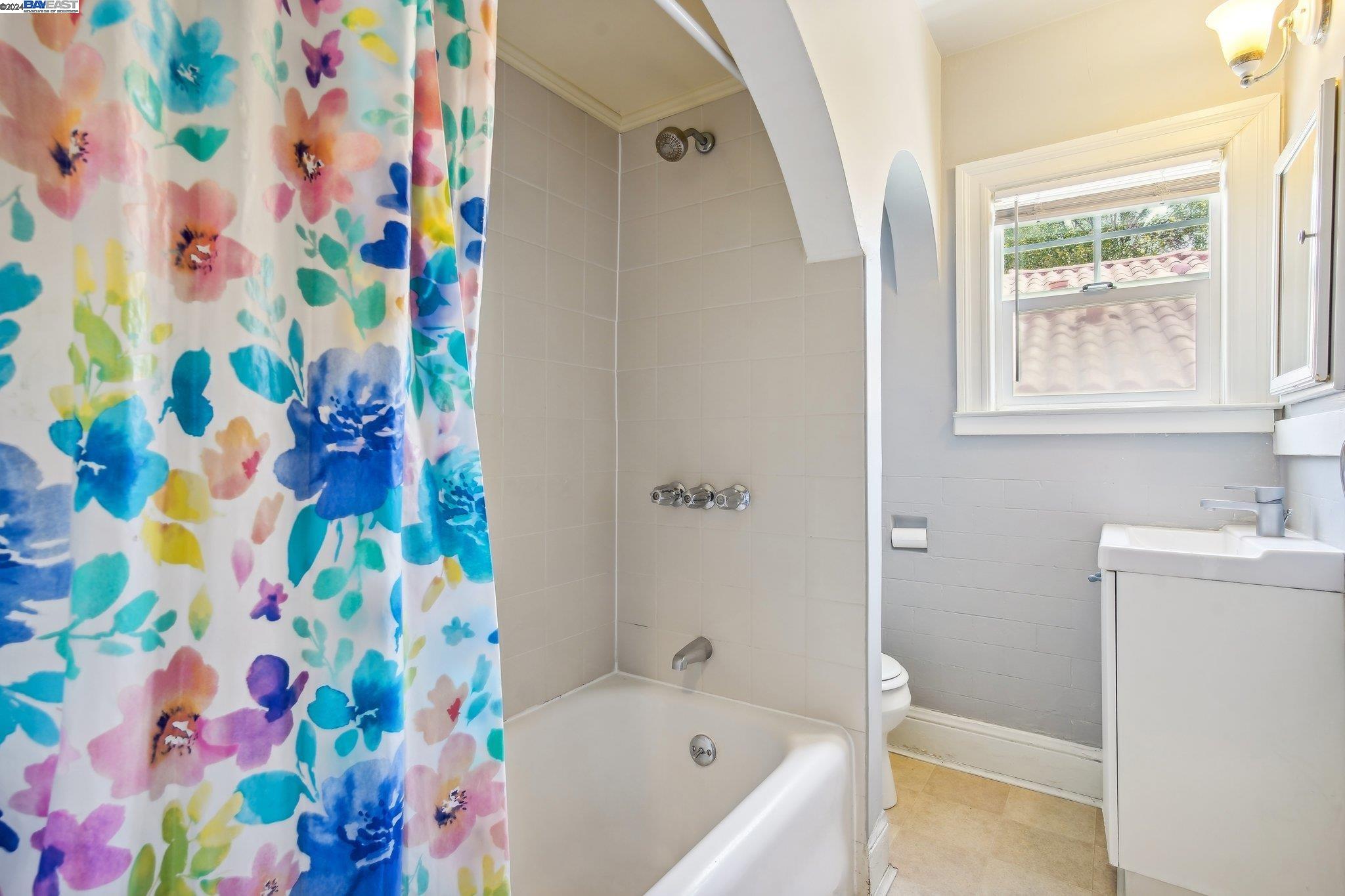 Detail Gallery Image 18 of 28 For 22738 2nd St, Hayward,  CA 94541 - 2 Beds | 1 Baths