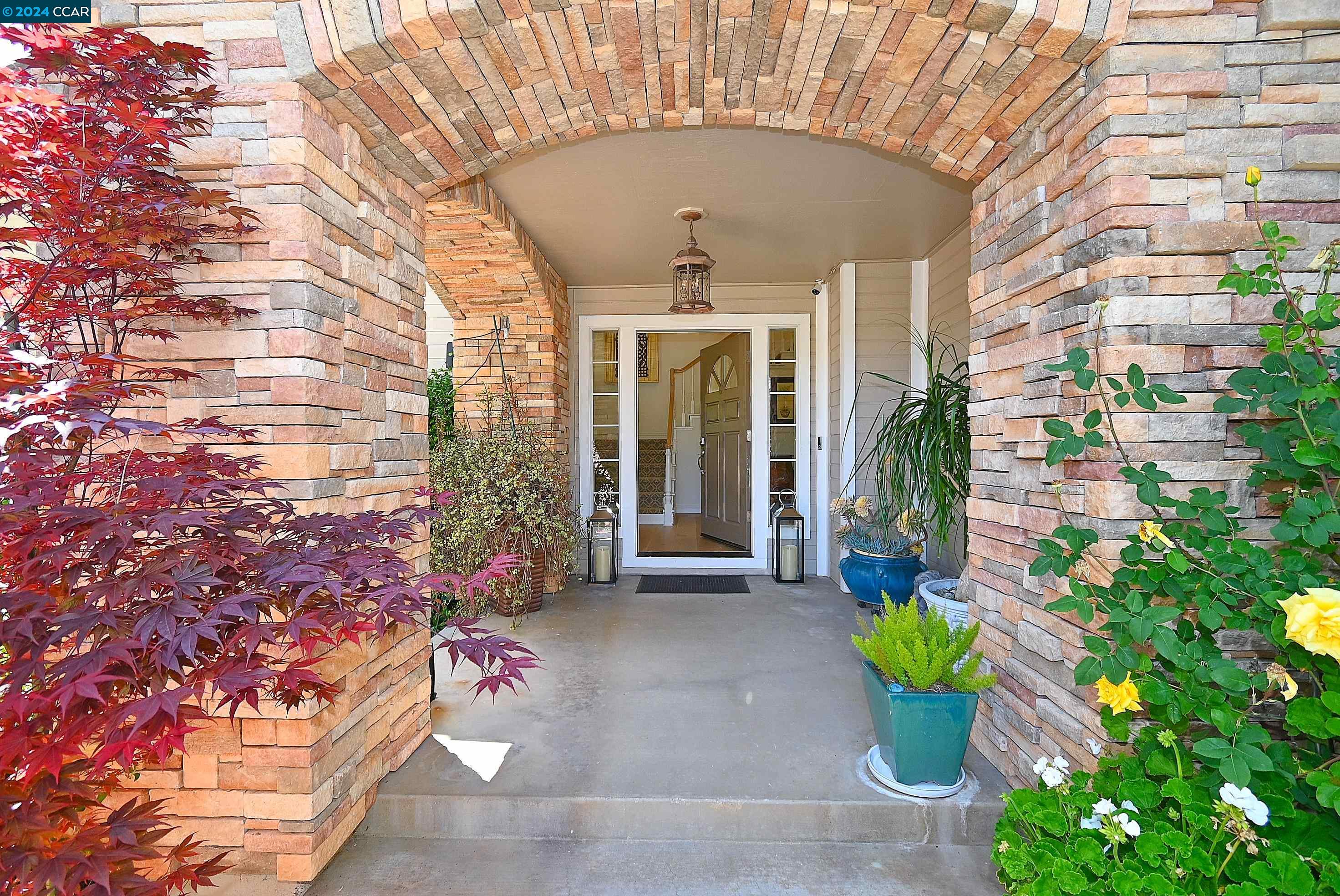 Detail Gallery Image 5 of 60 For 1540 San Remo Ct, Livermore,  CA 94550 - 4 Beds | 3/1 Baths