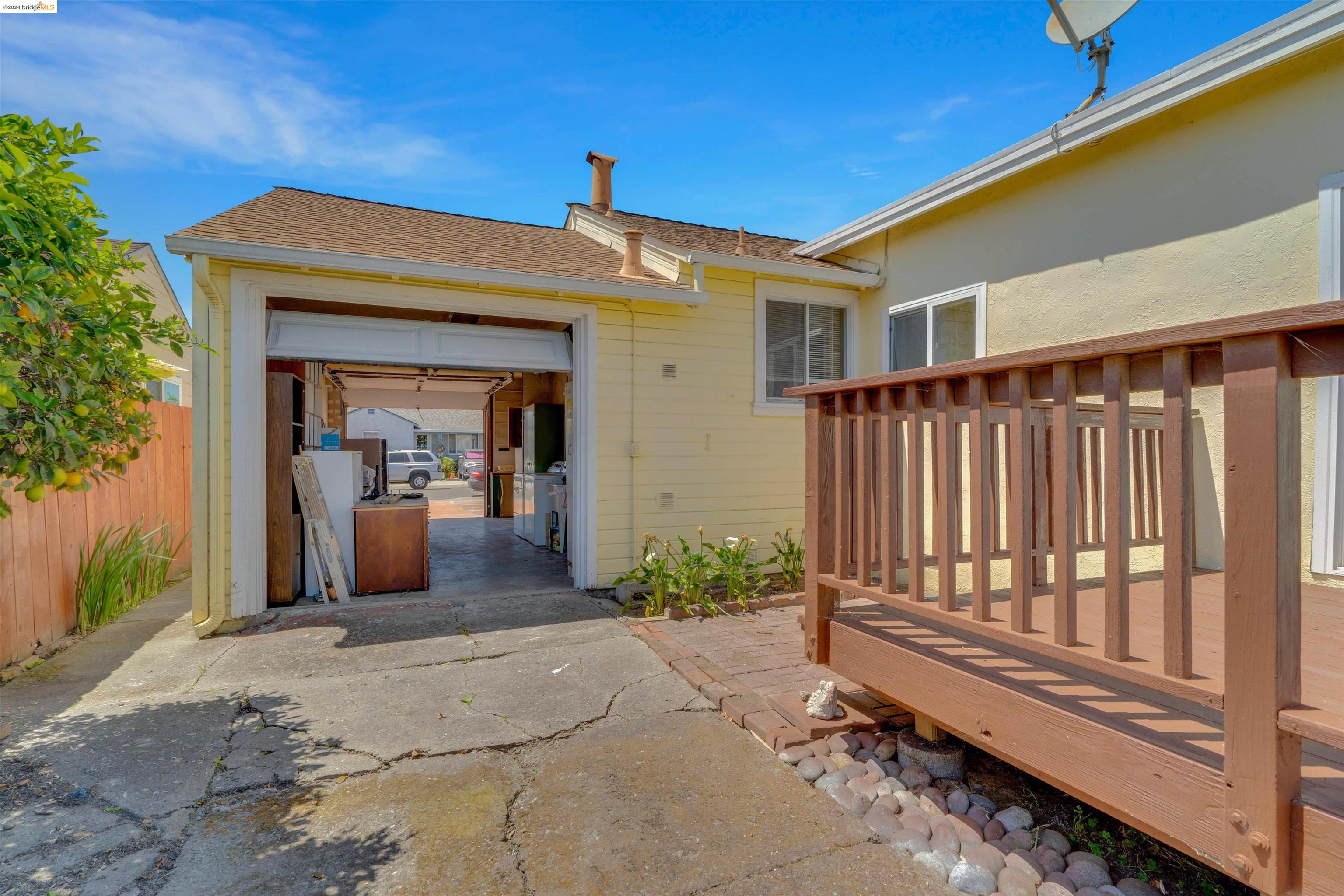 Detail Gallery Image 35 of 49 For 1448 Kelly Ave, San Leandro,  CA 94577 - 3 Beds | 2 Baths