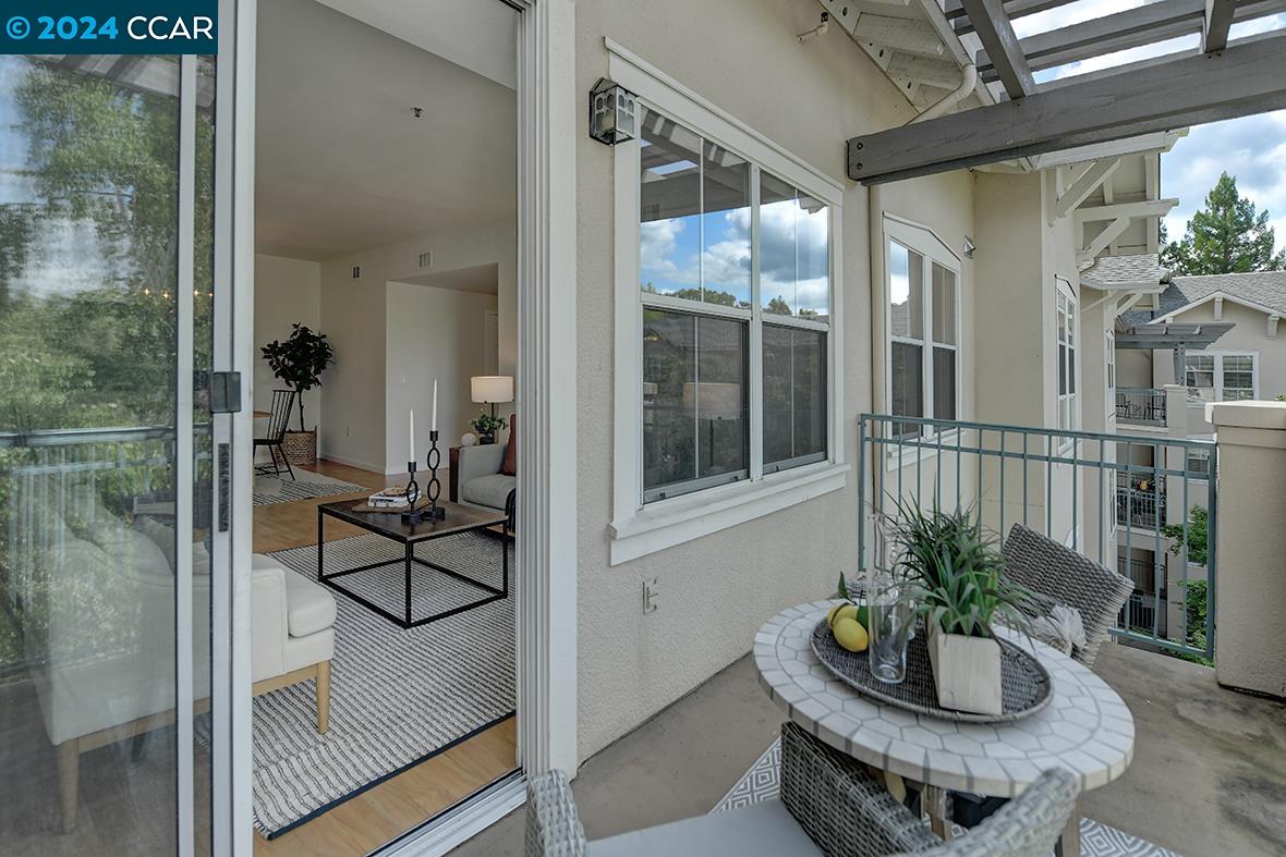Detail Gallery Image 13 of 52 For 1840 Tice Creek Dr #2429,  Walnut Creek,  CA 94595 - 2 Beds | 2 Baths