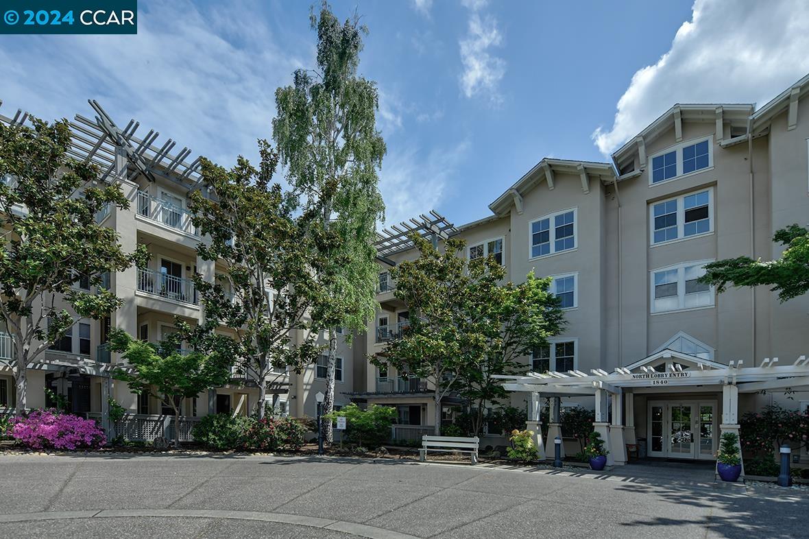 Detail Gallery Image 36 of 52 For 1840 Tice Creek Dr #2429,  Walnut Creek,  CA 94595 - 2 Beds | 2 Baths