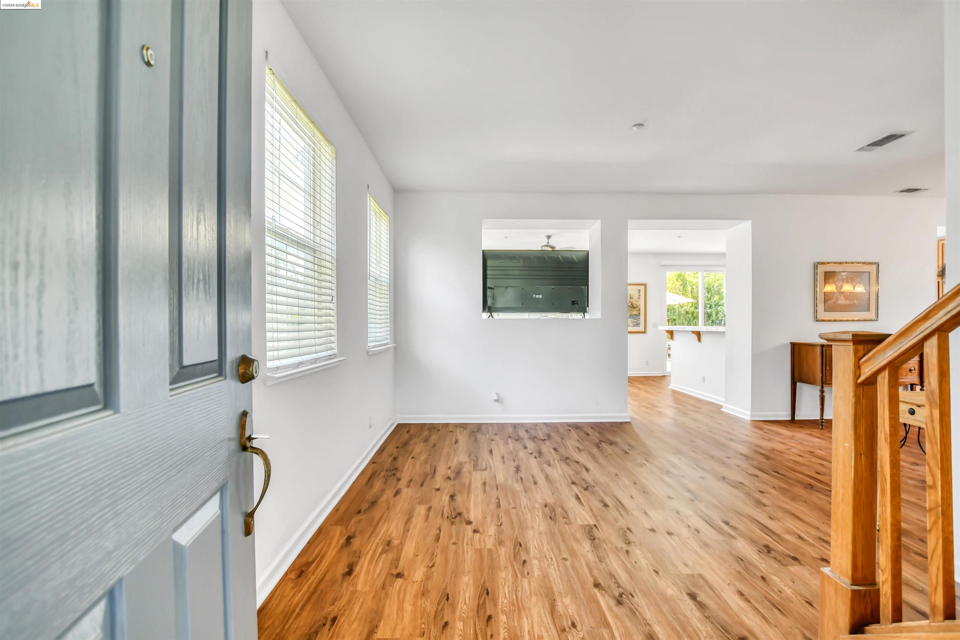 Detail Gallery Image 3 of 39 For 213 Whispering Oaks Ct, Brentwood,  CA 94513 - 3 Beds | 2/1 Baths
