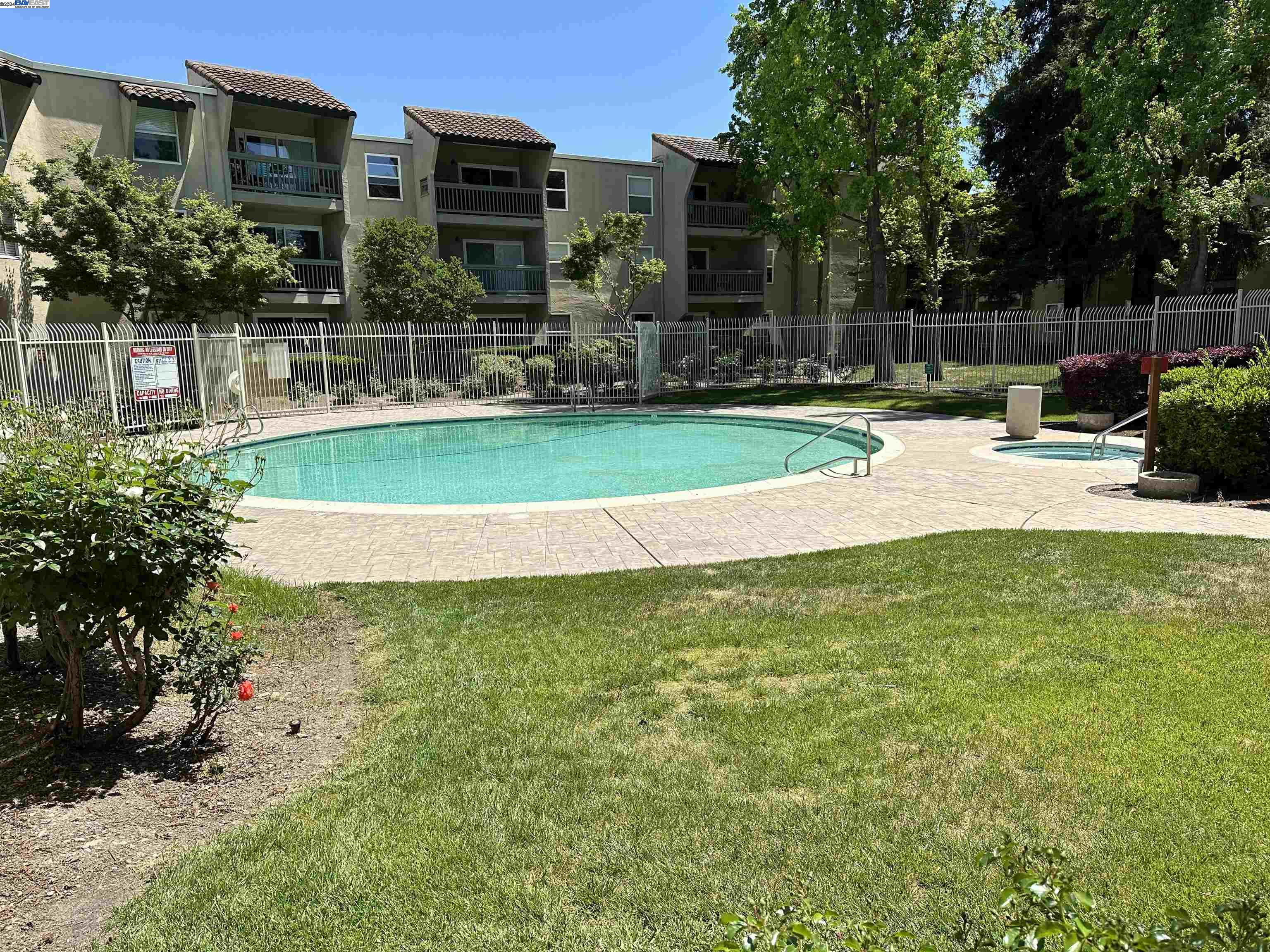 Detail Gallery Image 15 of 19 For 1085 Murrieta Blvd #110,  Livermore,  CA 94550 - 2 Beds | 2 Baths