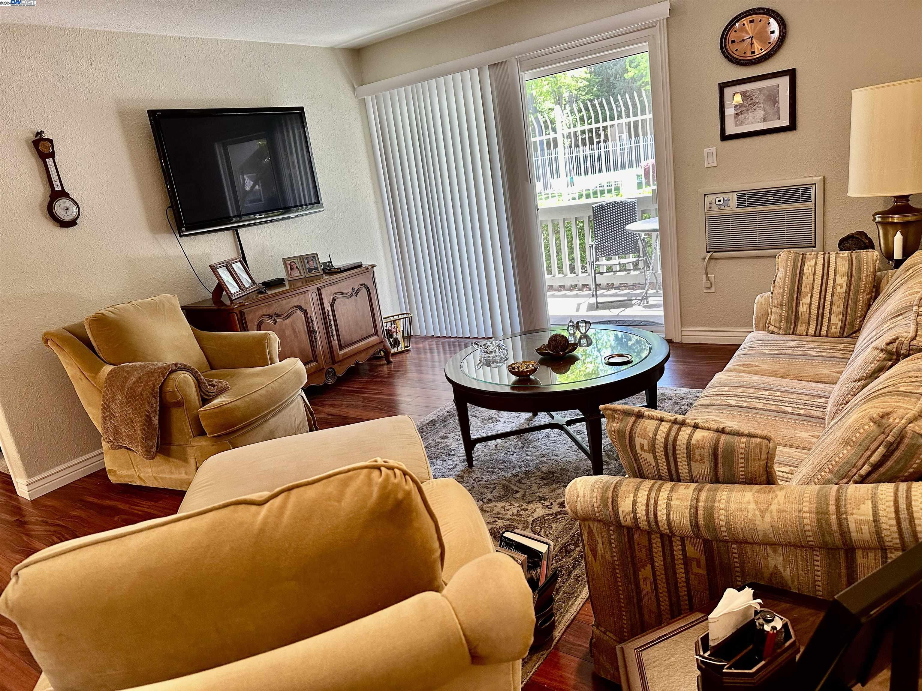 Detail Gallery Image 6 of 19 For 1085 Murrieta Blvd #110,  Livermore,  CA 94550 - 2 Beds | 2 Baths