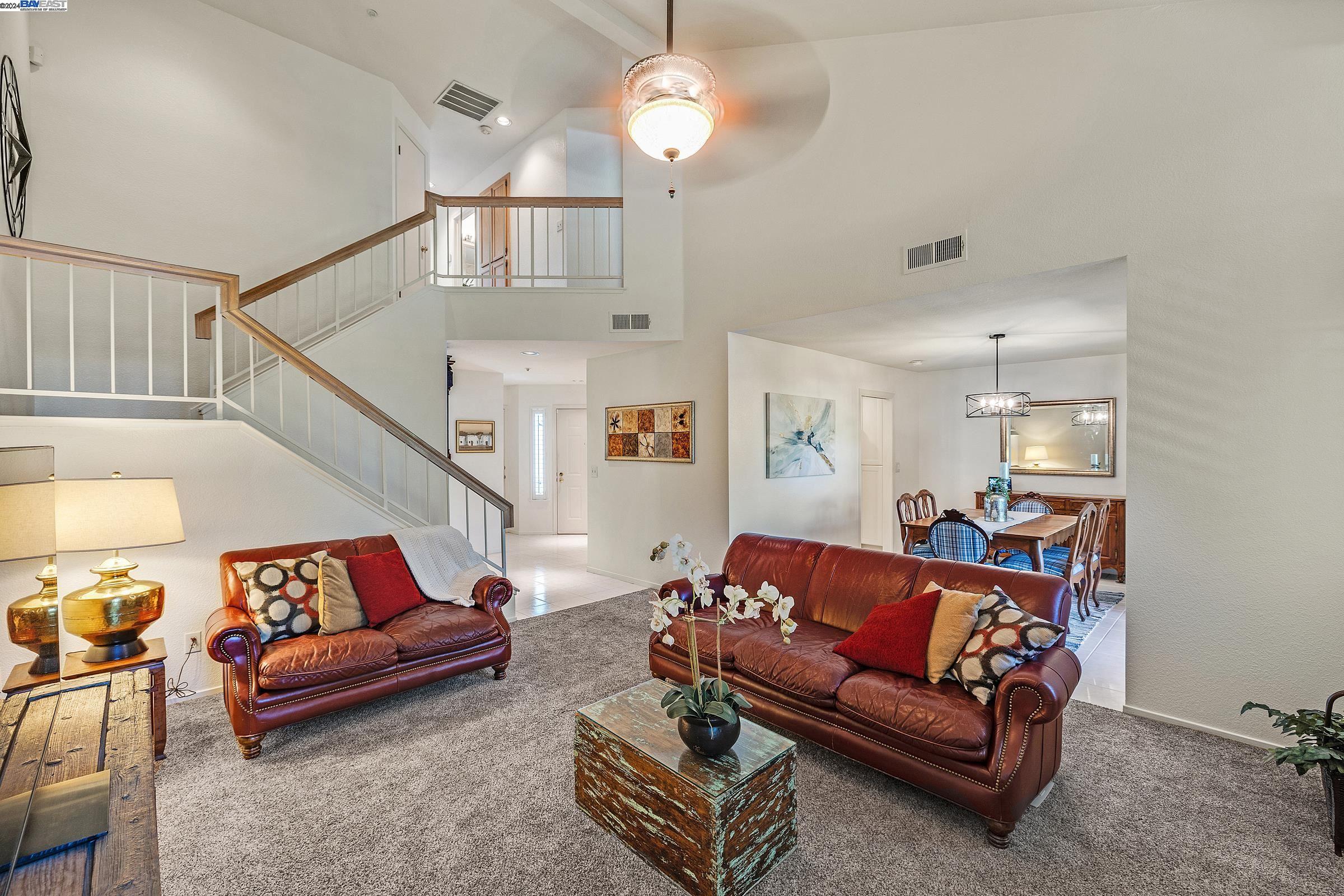 Detail Gallery Image 1 of 36 For 3850 Macgregor Cmn, Livermore,  CA 94551 - 3 Beds | 2/1 Baths