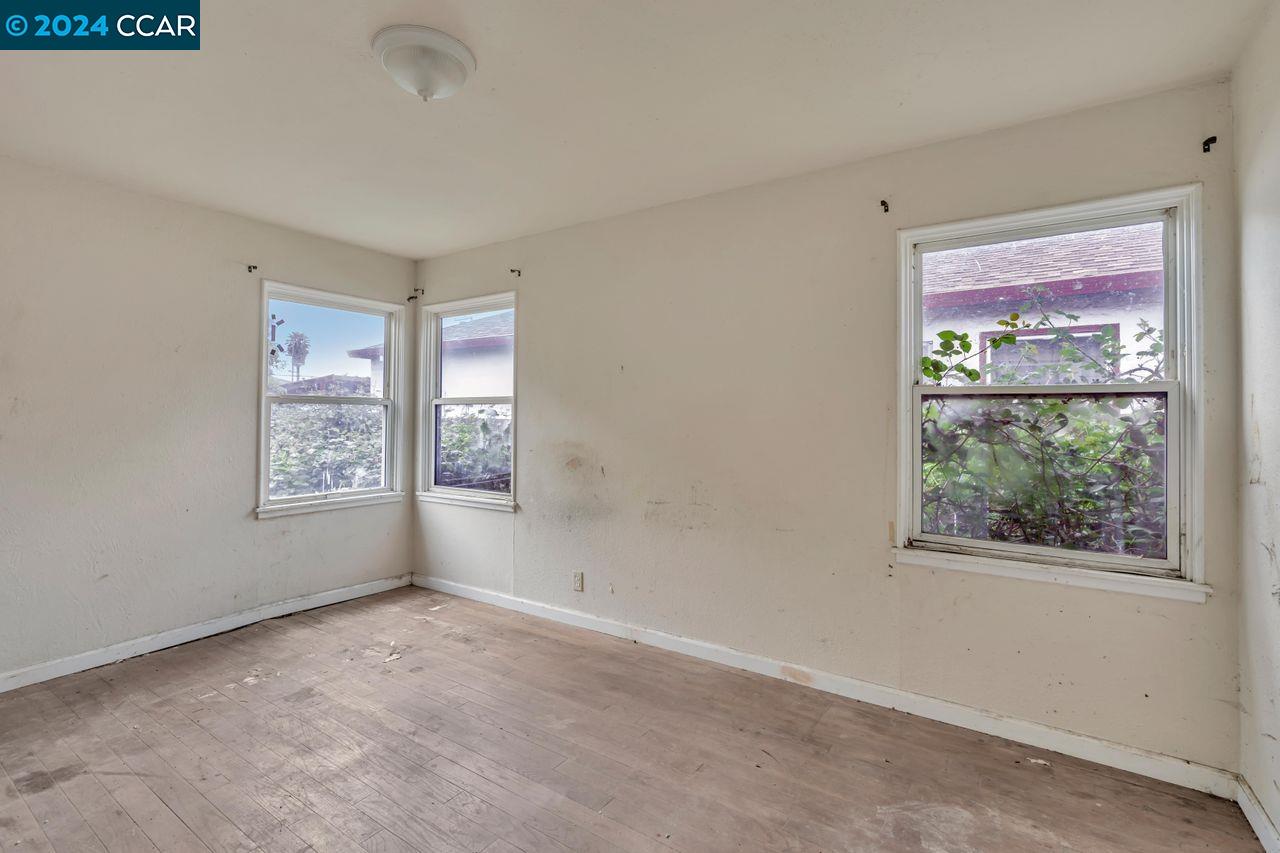 Detail Gallery Image 15 of 26 For 1818 Costa Avenue, Richmond,  CA 94806-4724 - 3 Beds | 1 Baths