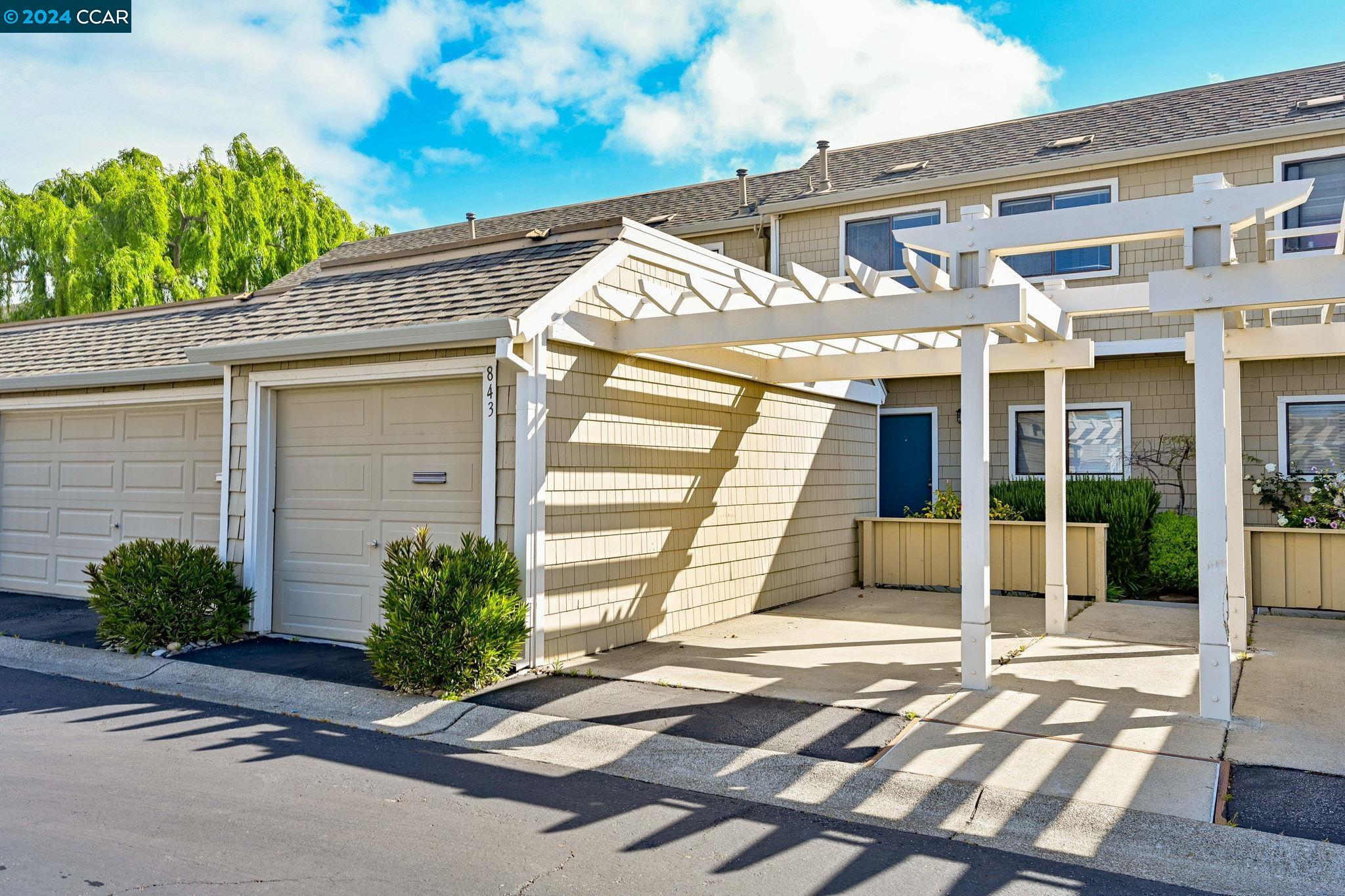 Detail Gallery Image 19 of 31 For 843 Columba Lane, Foster City,  CA 94404-2809 - 3 Beds | 2/1 Baths