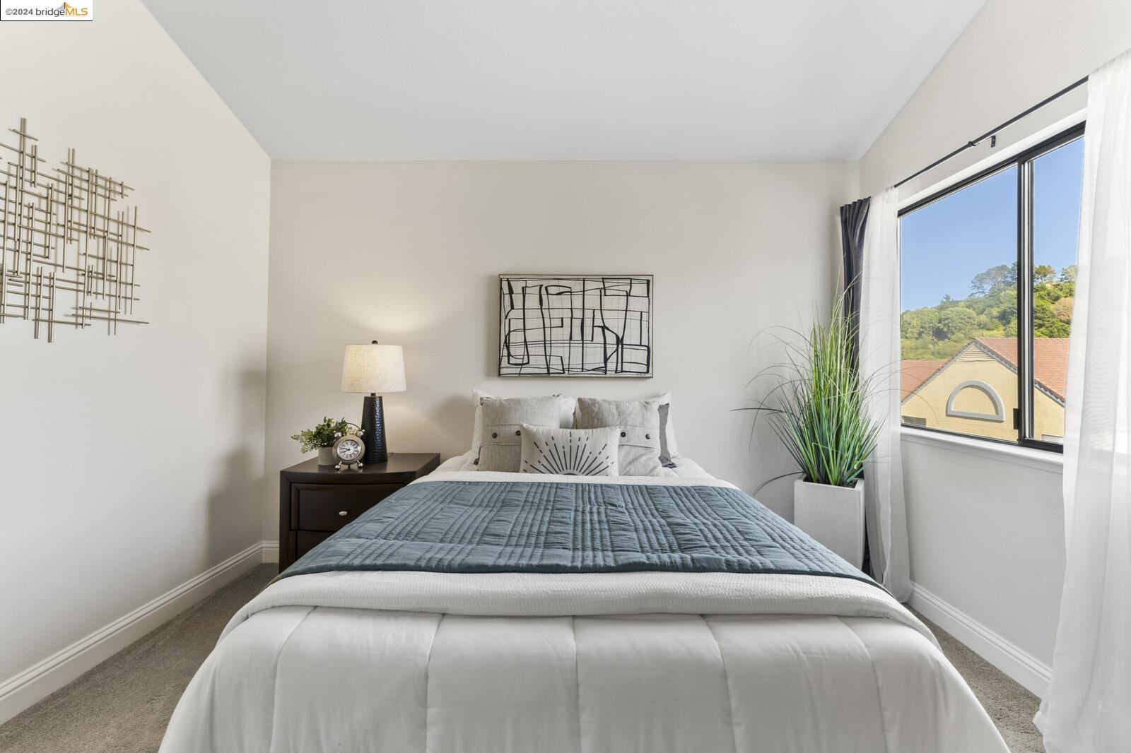 Detail Gallery Image 30 of 54 For 903 Appian Knoll Ct, El Sobrante,  CA 94803 - 3 Beds | 2/1 Baths