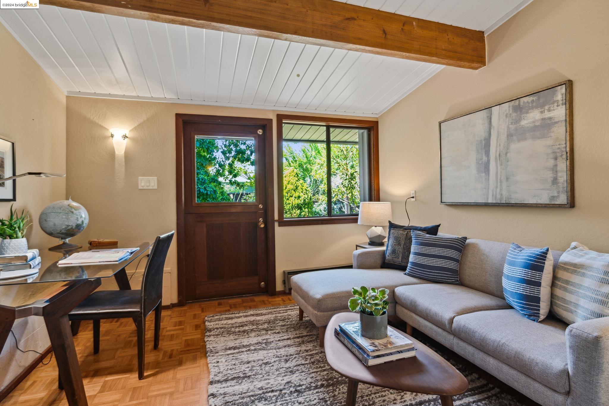 Detail Gallery Image 27 of 37 For 7 Rosemont Ave, Berkeley,  CA 94708 - 3 Beds | 2/1 Baths