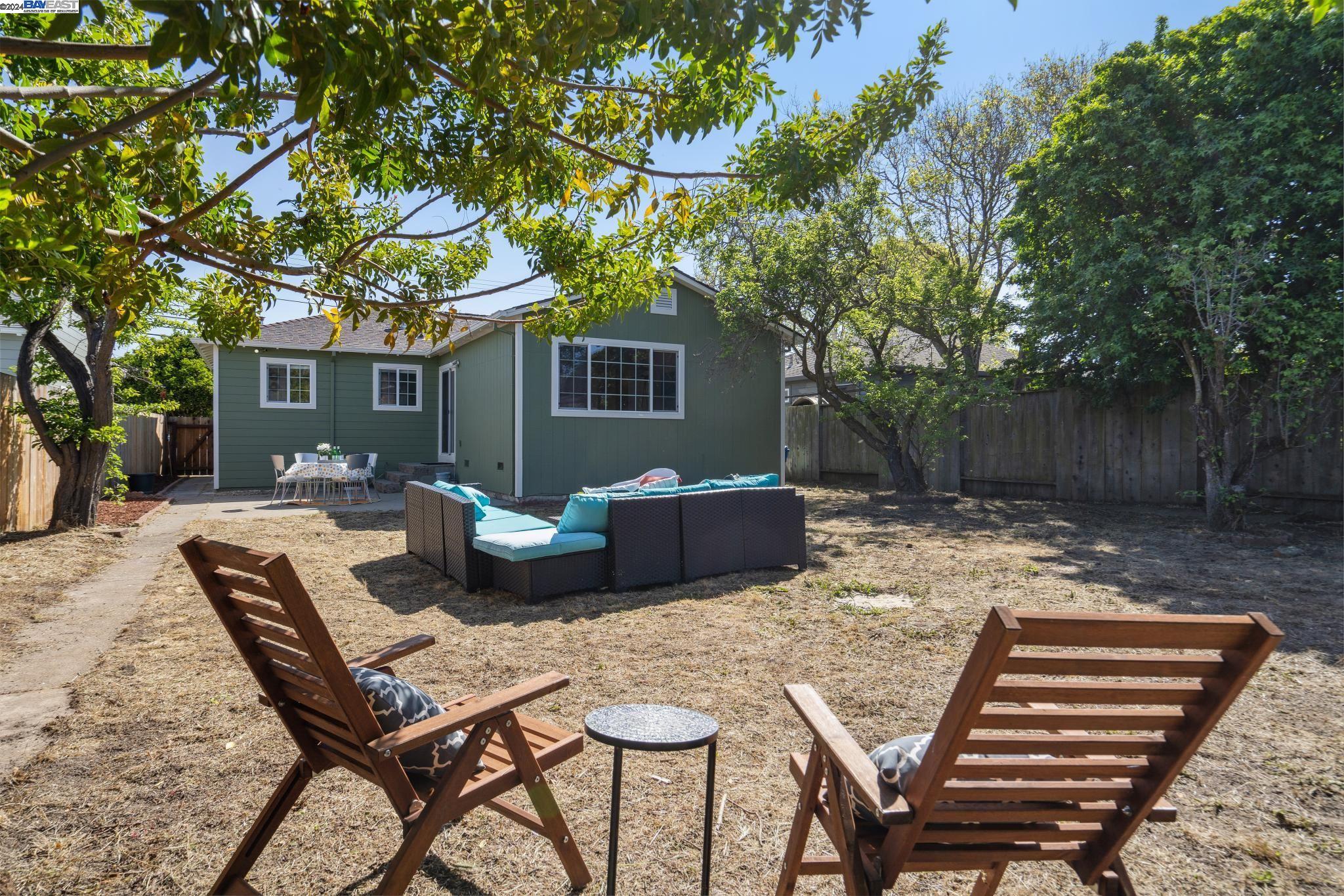 Detail Gallery Image 40 of 42 For 302 Maitland Dr, Alameda,  CA 94502 - 3 Beds | 2 Baths