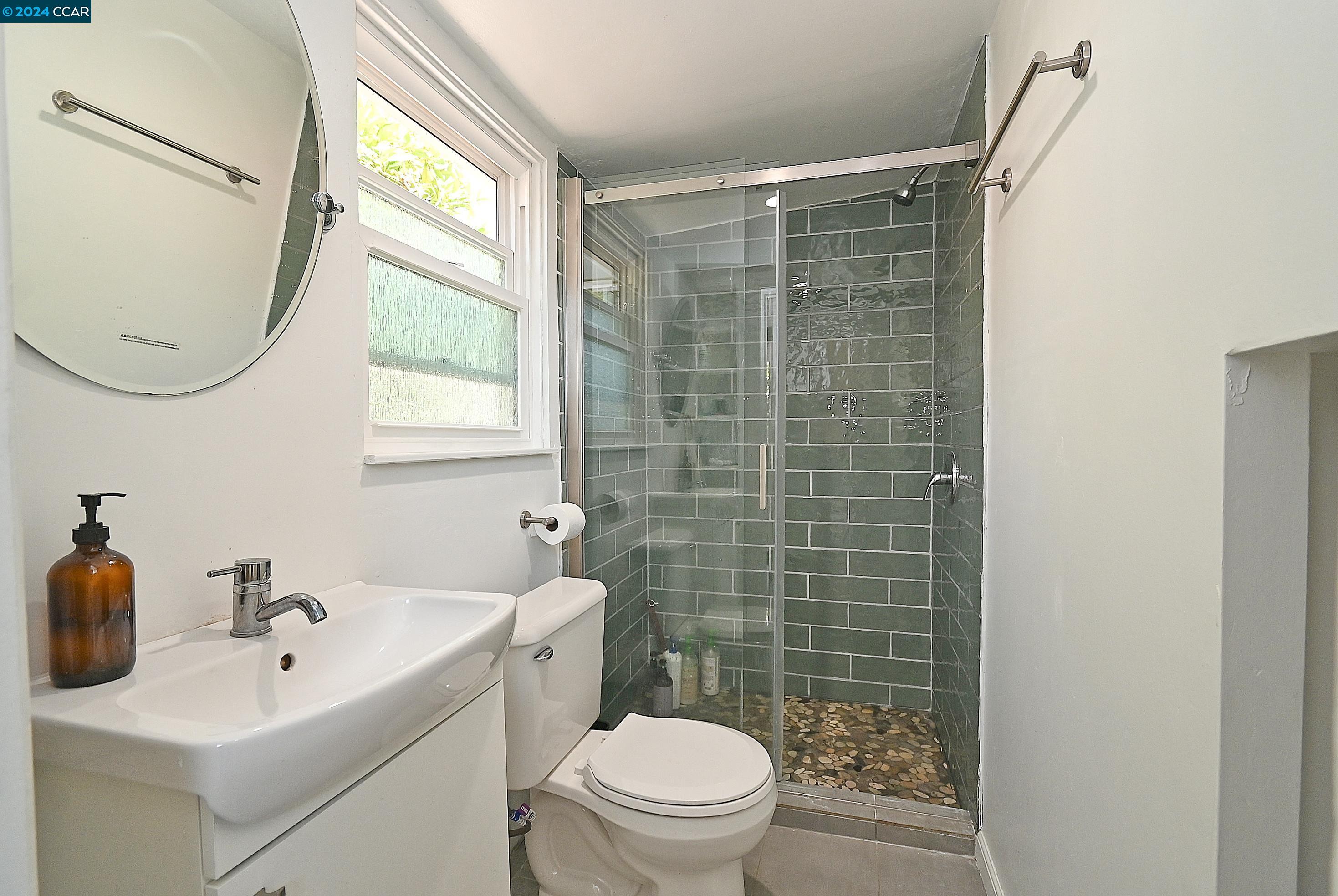Detail Gallery Image 27 of 38 For 548 Moorland Street, Vallejo,  CA 94589 - 2 Beds | 2 Baths
