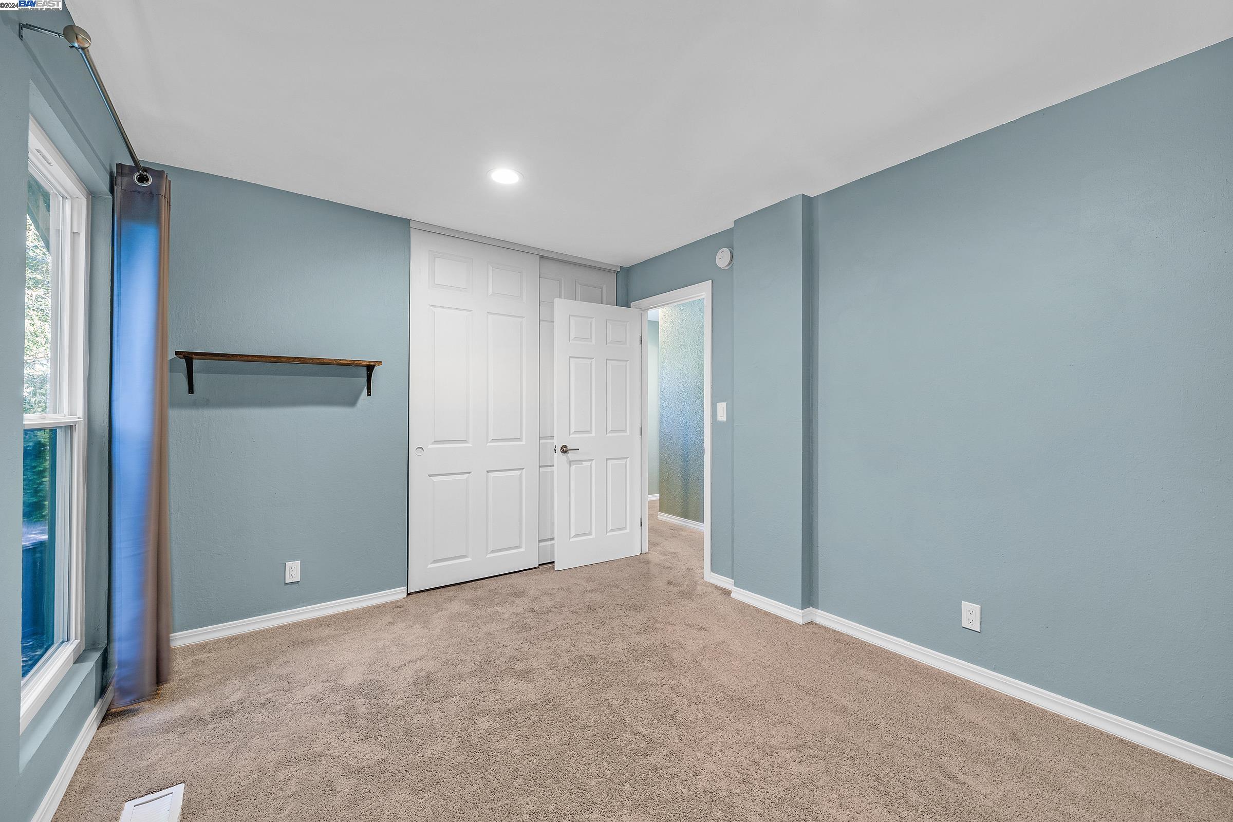Detail Gallery Image 24 of 43 For 152 Barnett Ter, Pleasant Hill,  CA 94523 - 3 Beds | 2/1 Baths