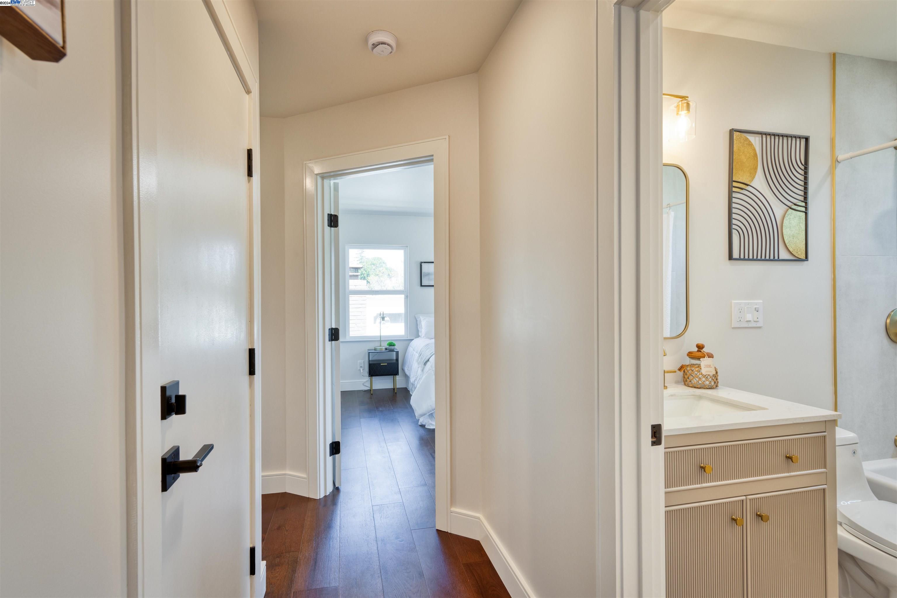 Detail Gallery Image 18 of 36 For 1365 Parker St, San Leandro,  CA 94577 - 3 Beds | 2 Baths