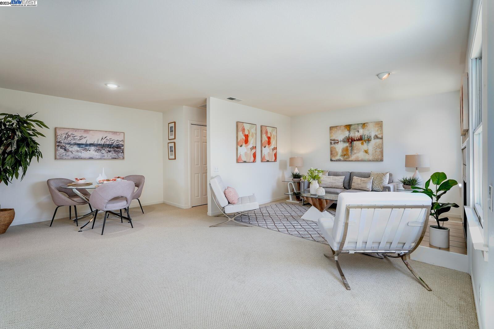 Detail Gallery Image 3 of 15 For 451 Centre Ct, Alameda,  CA 94502 - 2 Beds | 1 Baths