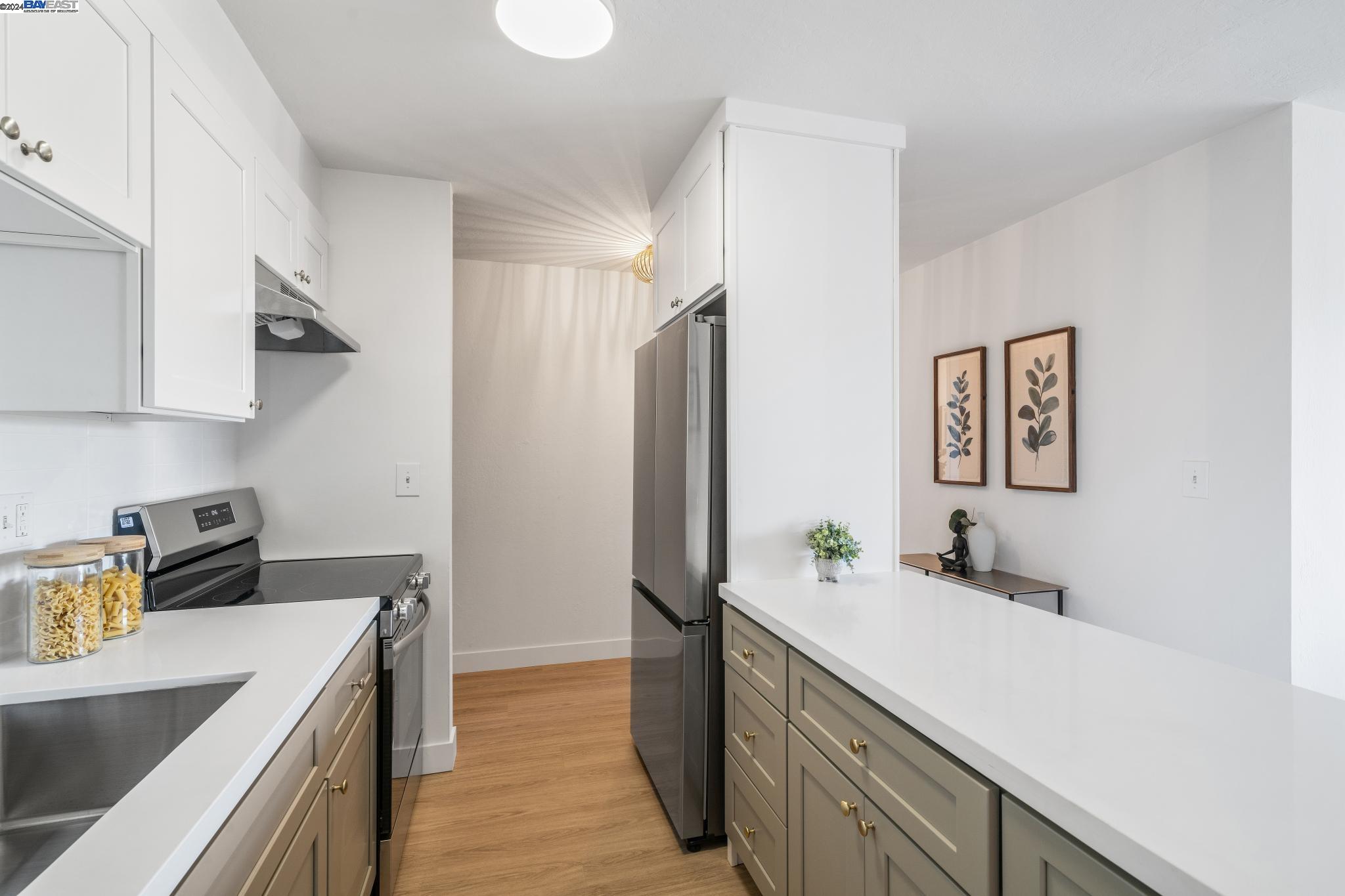 Detail Gallery Image 11 of 26 For 551 Jean St #411,  Oakland,  CA 94610 - 1 Beds | 1 Baths