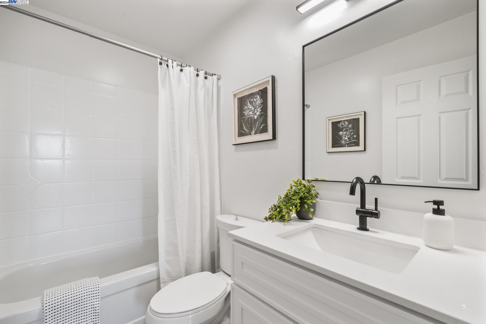 Detail Gallery Image 15 of 26 For 551 Jean St #411,  Oakland,  CA 94610 - 1 Beds | 1 Baths