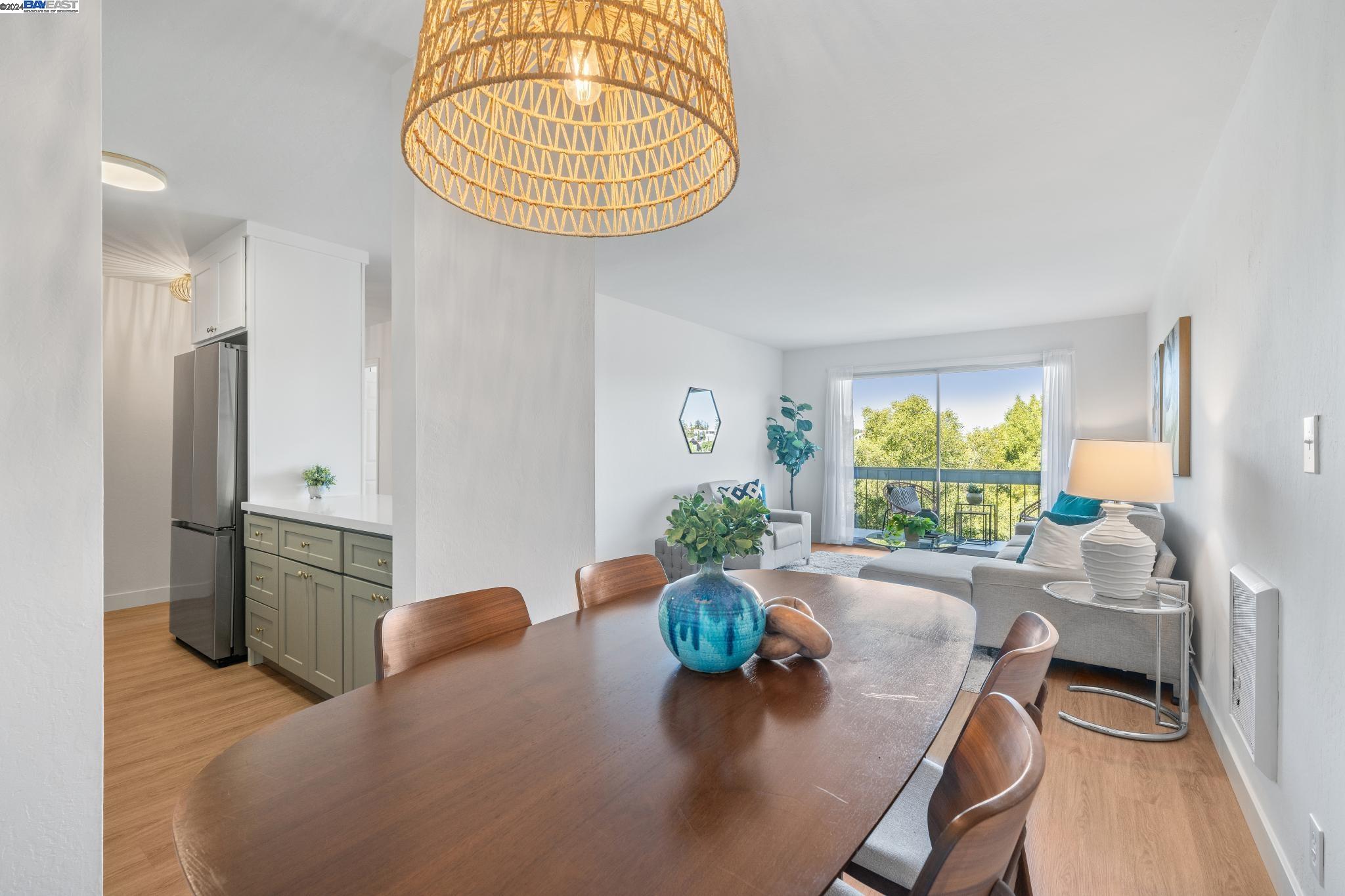 Detail Gallery Image 8 of 26 For 551 Jean St #411,  Oakland,  CA 94610 - 1 Beds | 1 Baths
