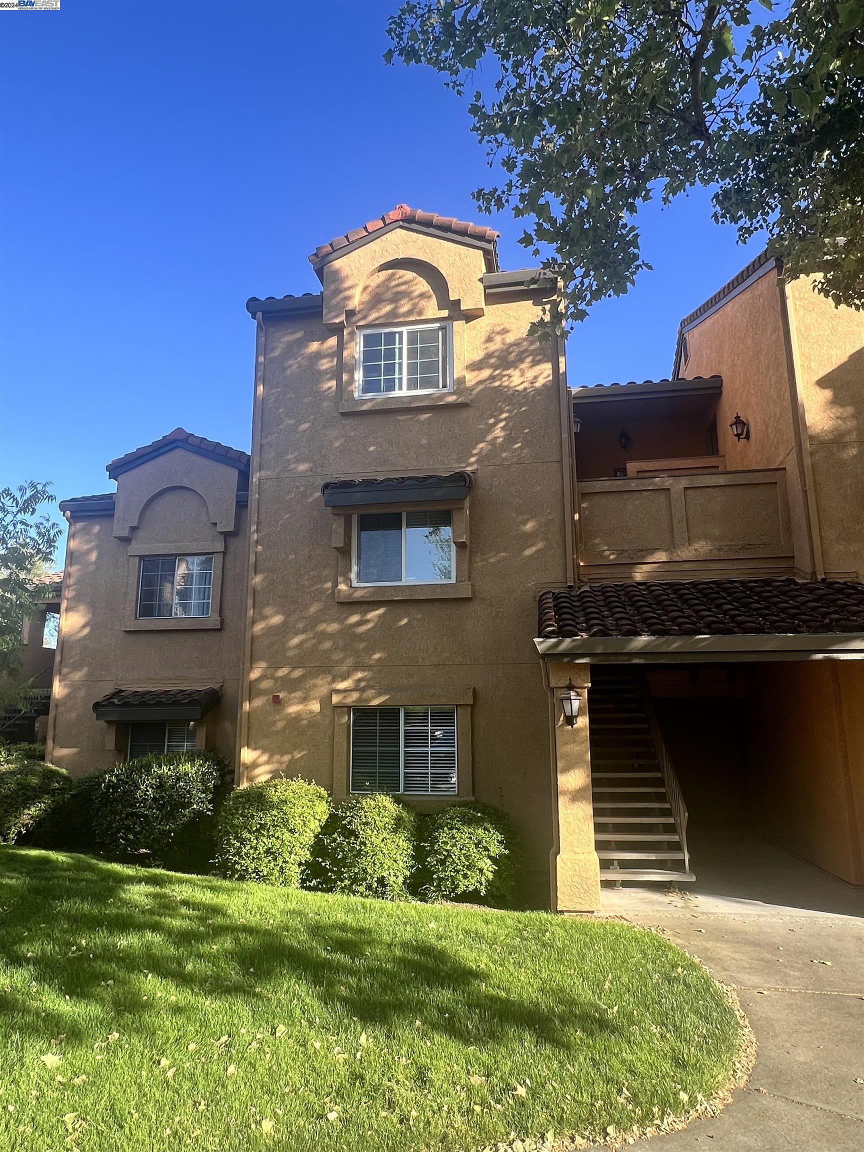 More Details about MLS # 41058438 : 440 BOLLINGER CANYON LN # 195