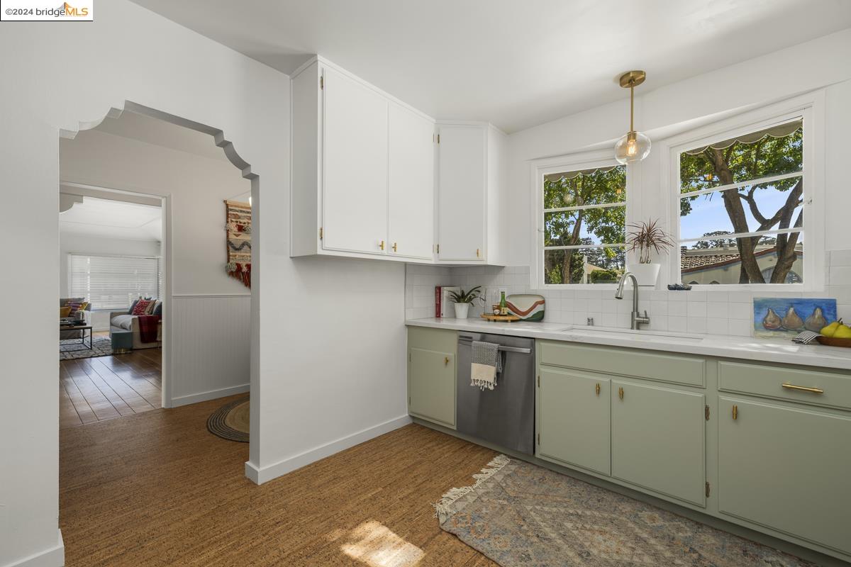 Detail Gallery Image 15 of 48 For 1054 San Jose St, San Leandro,  CA 94577 - 3 Beds | 1/1 Baths