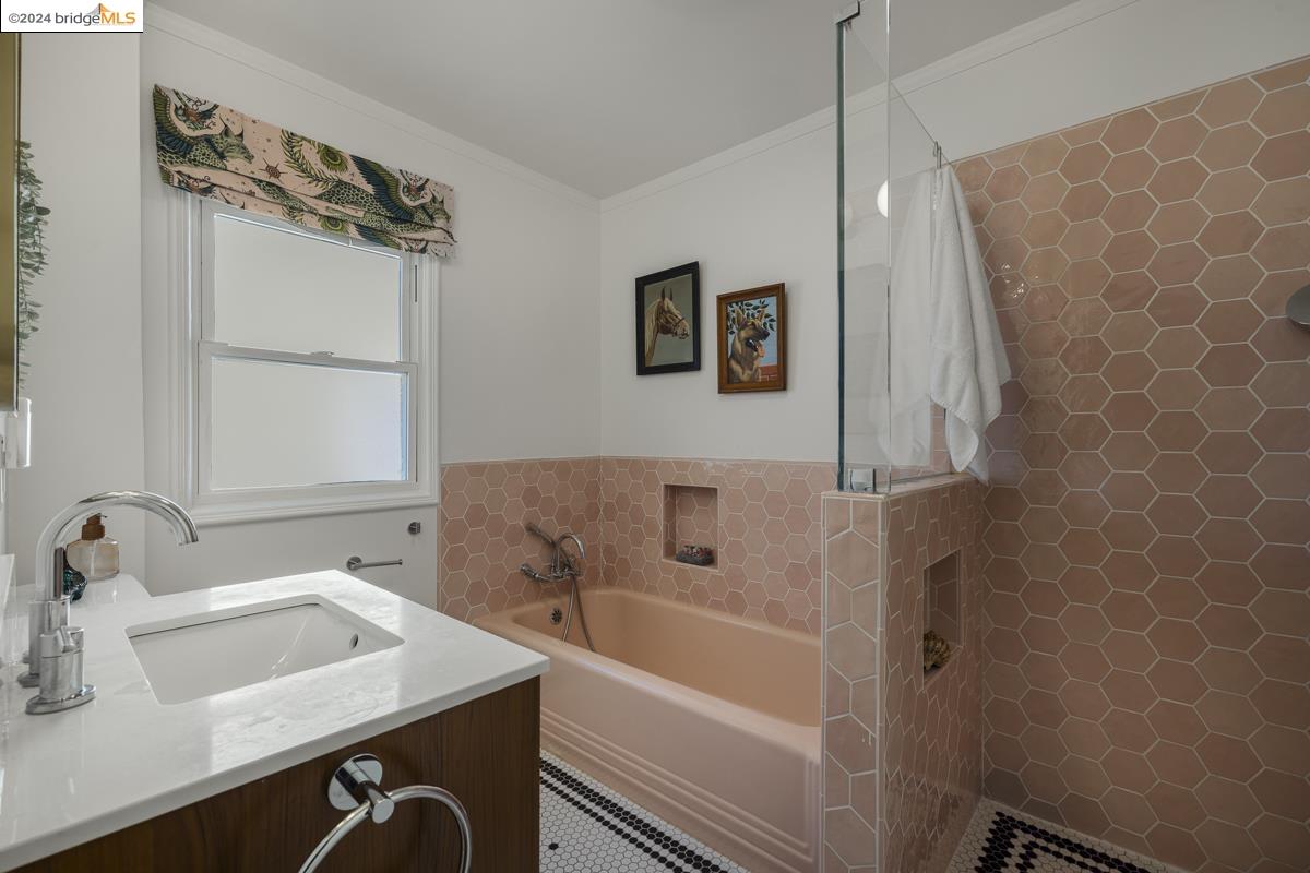 Detail Gallery Image 25 of 48 For 1054 San Jose St, San Leandro,  CA 94577 - 3 Beds | 1/1 Baths