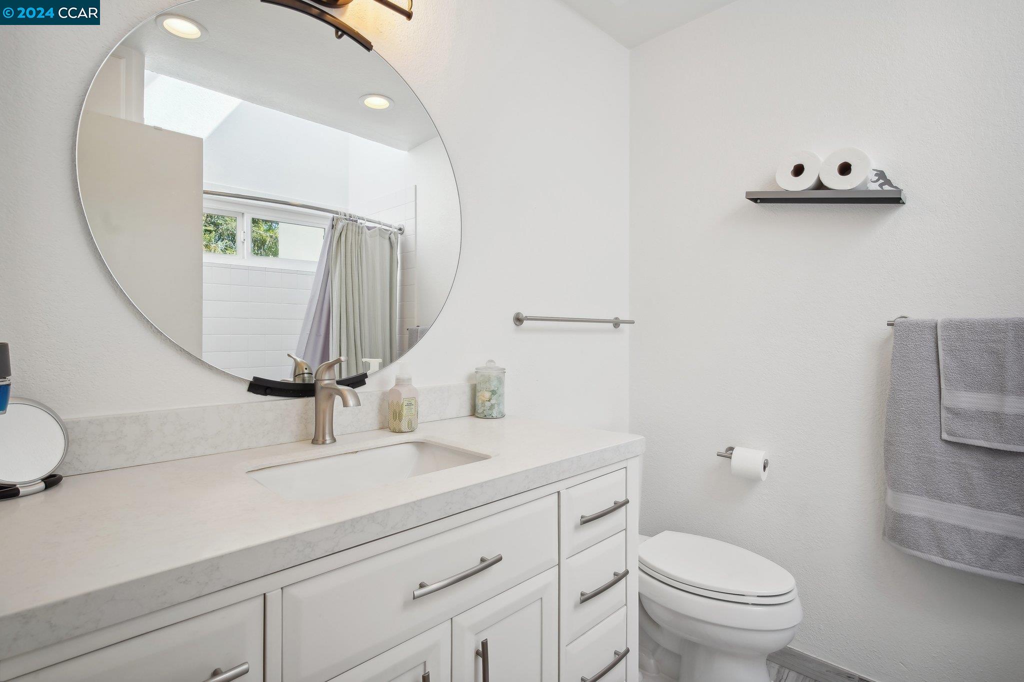 Detail Gallery Image 17 of 29 For 49 Mozden Ln, Pleasant Hill,  CA 94523 - 3 Beds | 2/1 Baths