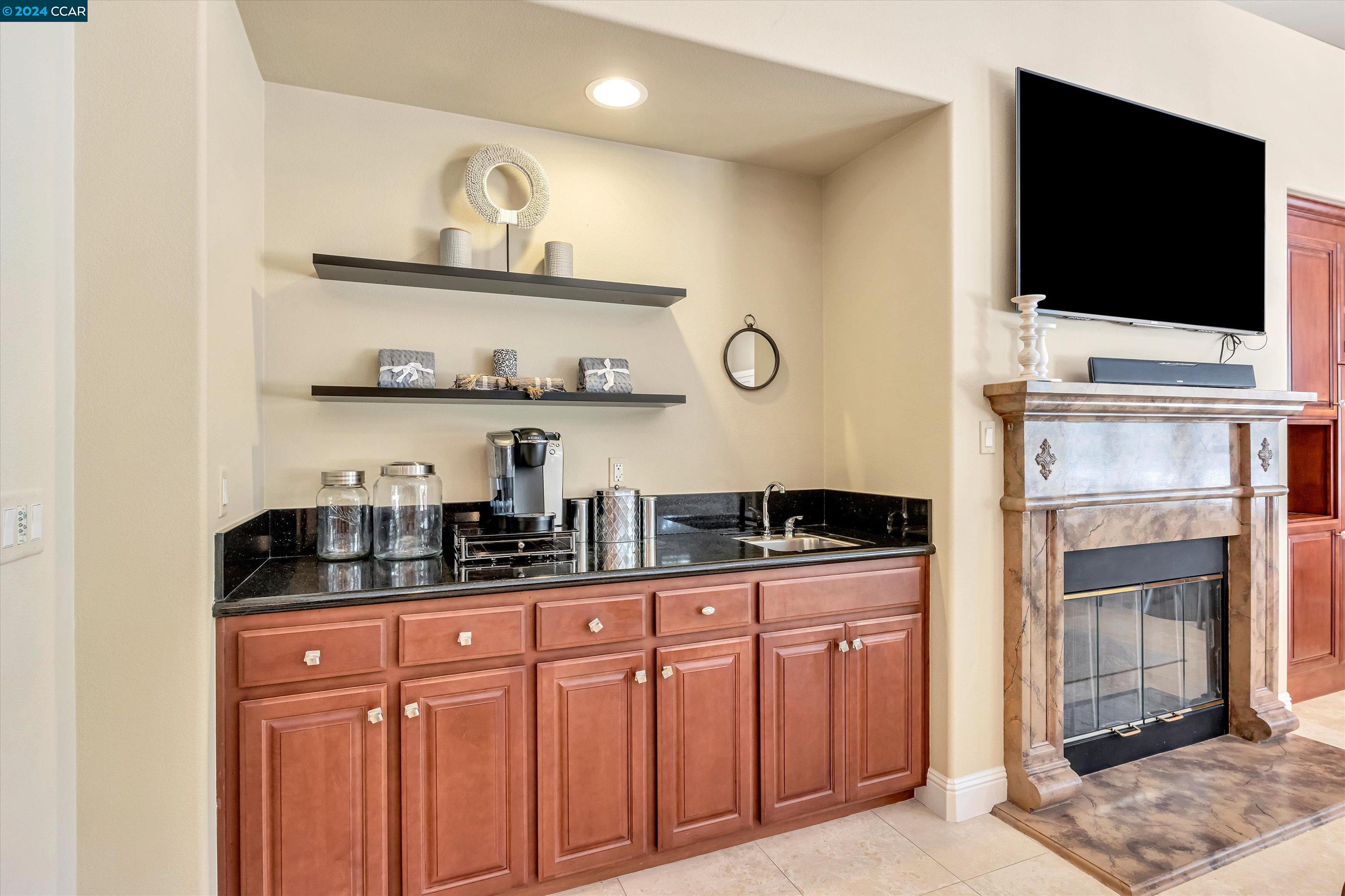 Detail Gallery Image 10 of 43 For 309 Whitcliff Ct, San Ramon,  CA 94583 - 4 Beds | 4/1 Baths
