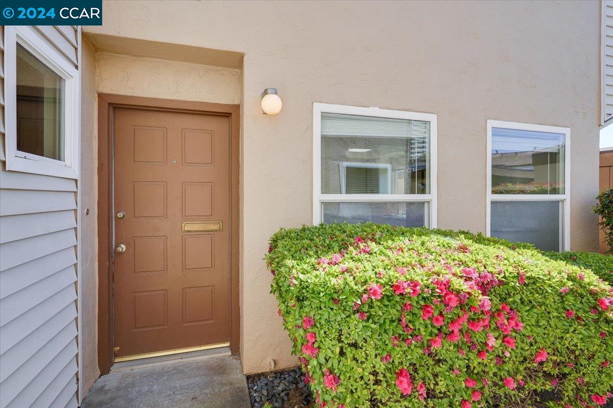 Detail Gallery Image 2 of 25 For 1443 Bel Air Dr #C,  Concord,  CA 94521 - 2 Beds | 1/1 Baths