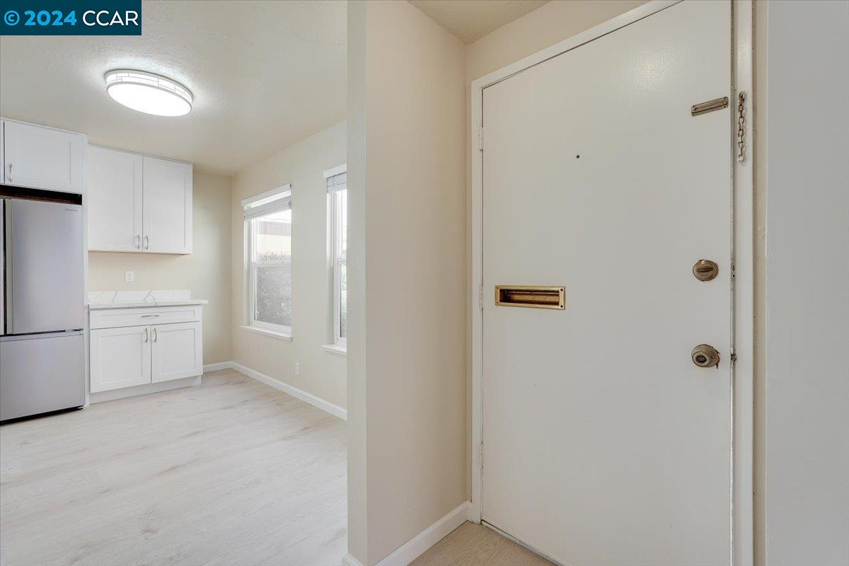 Detail Gallery Image 3 of 25 For 1443 Bel Air Dr #C,  Concord,  CA 94521 - 2 Beds | 1/1 Baths