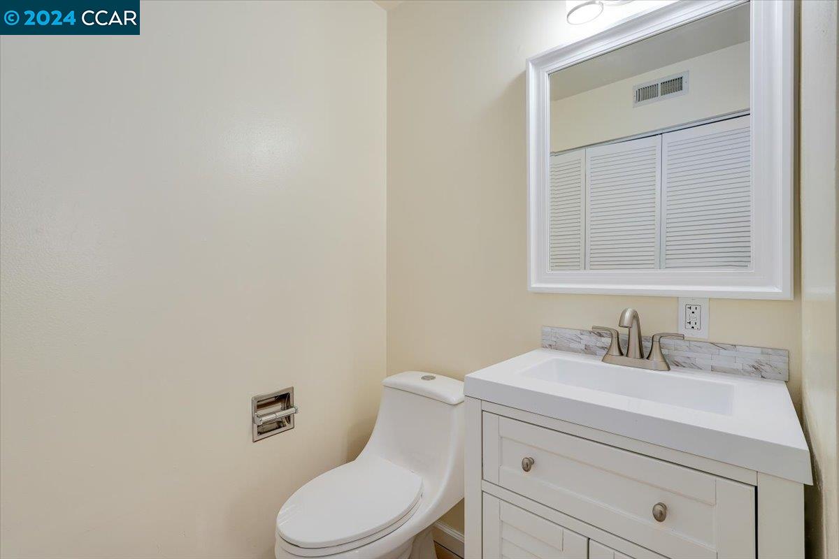 Detail Gallery Image 21 of 25 For 1443 Bel Air Dr #C,  Concord,  CA 94521 - 2 Beds | 1/1 Baths