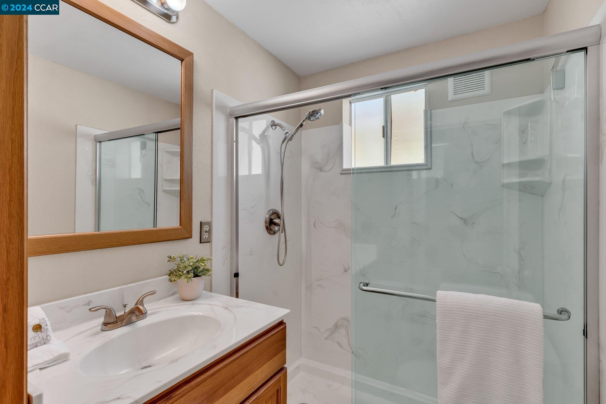 Detail Gallery Image 29 of 37 For 629 Haven St, Martinez,  CA 94553 - 2 Beds | 2 Baths