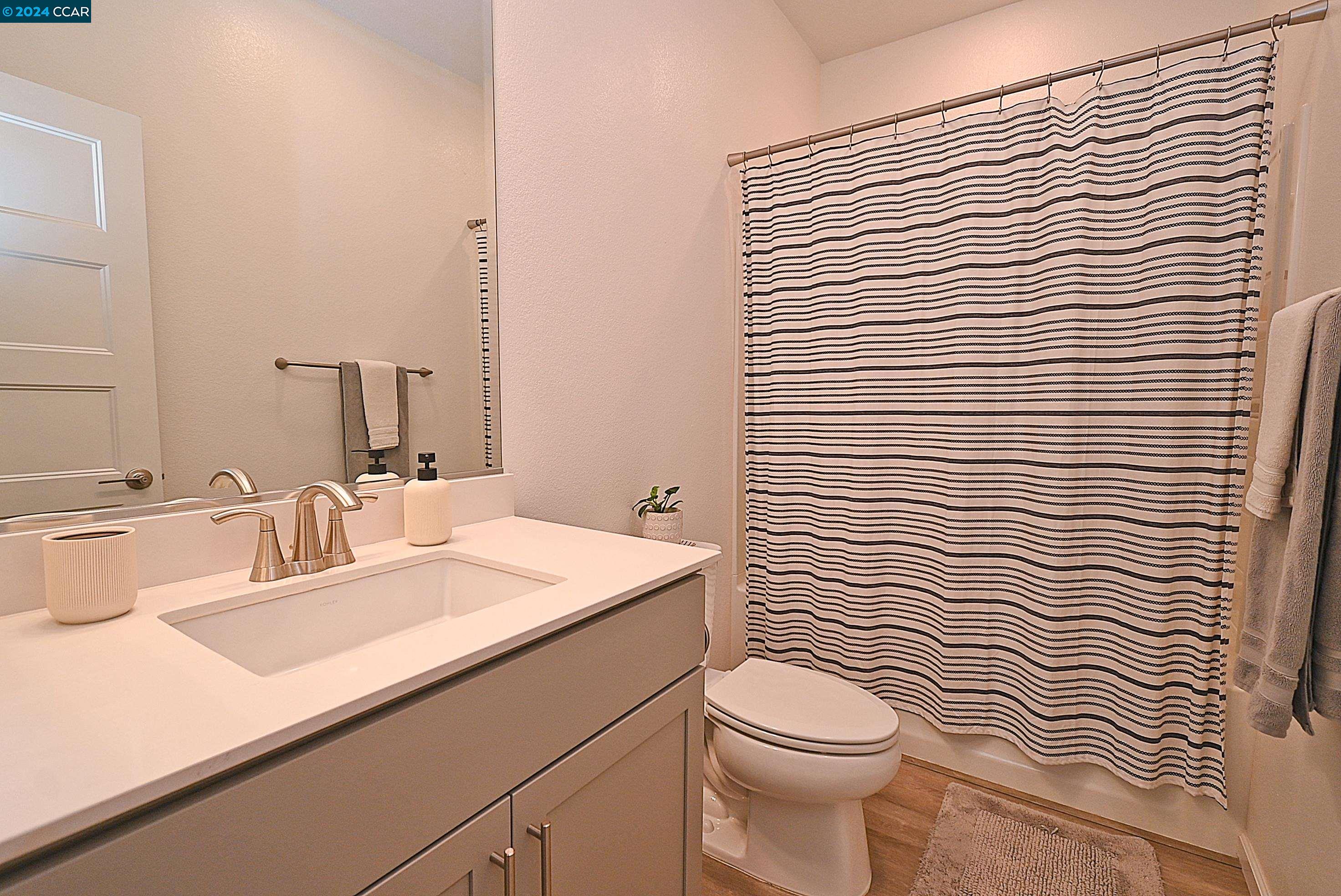Detail Gallery Image 27 of 42 For 717 Huffaker Dr, Oakley,  CA 94561 - 3 Beds | 2/1 Baths