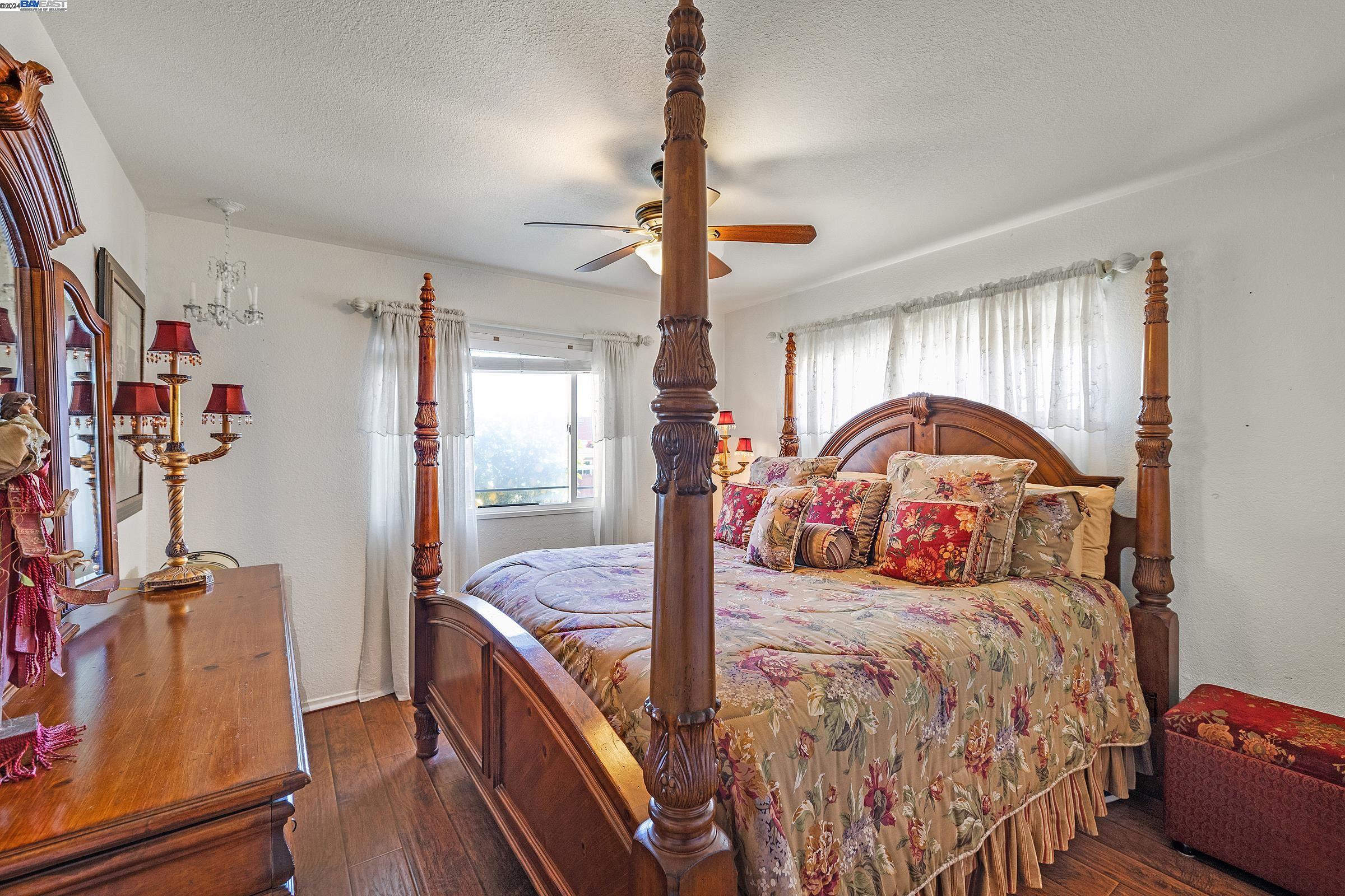Detail Gallery Image 18 of 34 For 25287 Del Mar Ave, Hayward,  CA 94542 - 3 Beds | 2 Baths