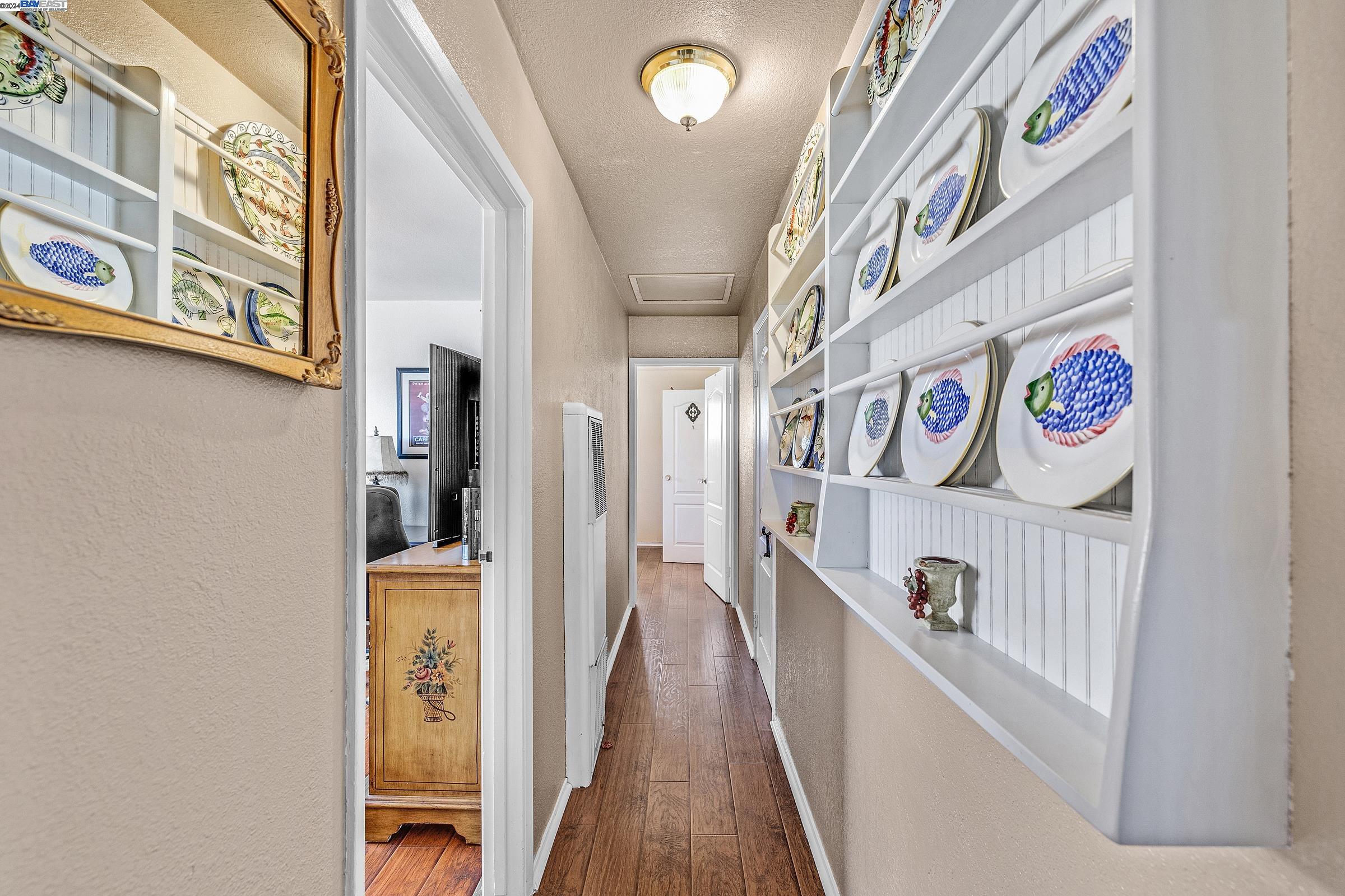 Detail Gallery Image 21 of 34 For 25287 Del Mar Ave, Hayward,  CA 94542 - 3 Beds | 2 Baths