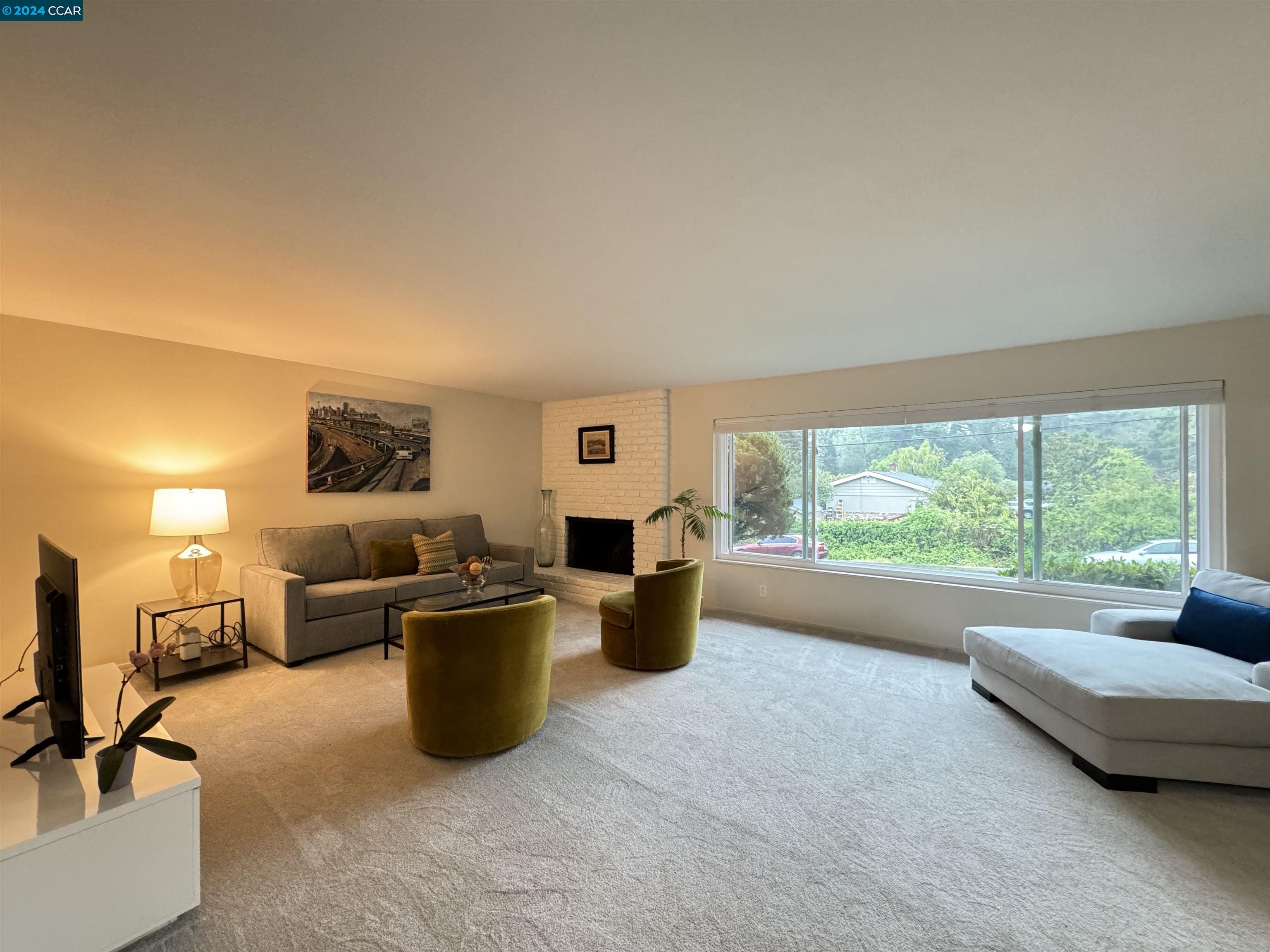 Detail Gallery Image 5 of 18 For 2145 Donald Dr #1,  Moraga,  CA 94556 - 2 Beds | 2 Baths