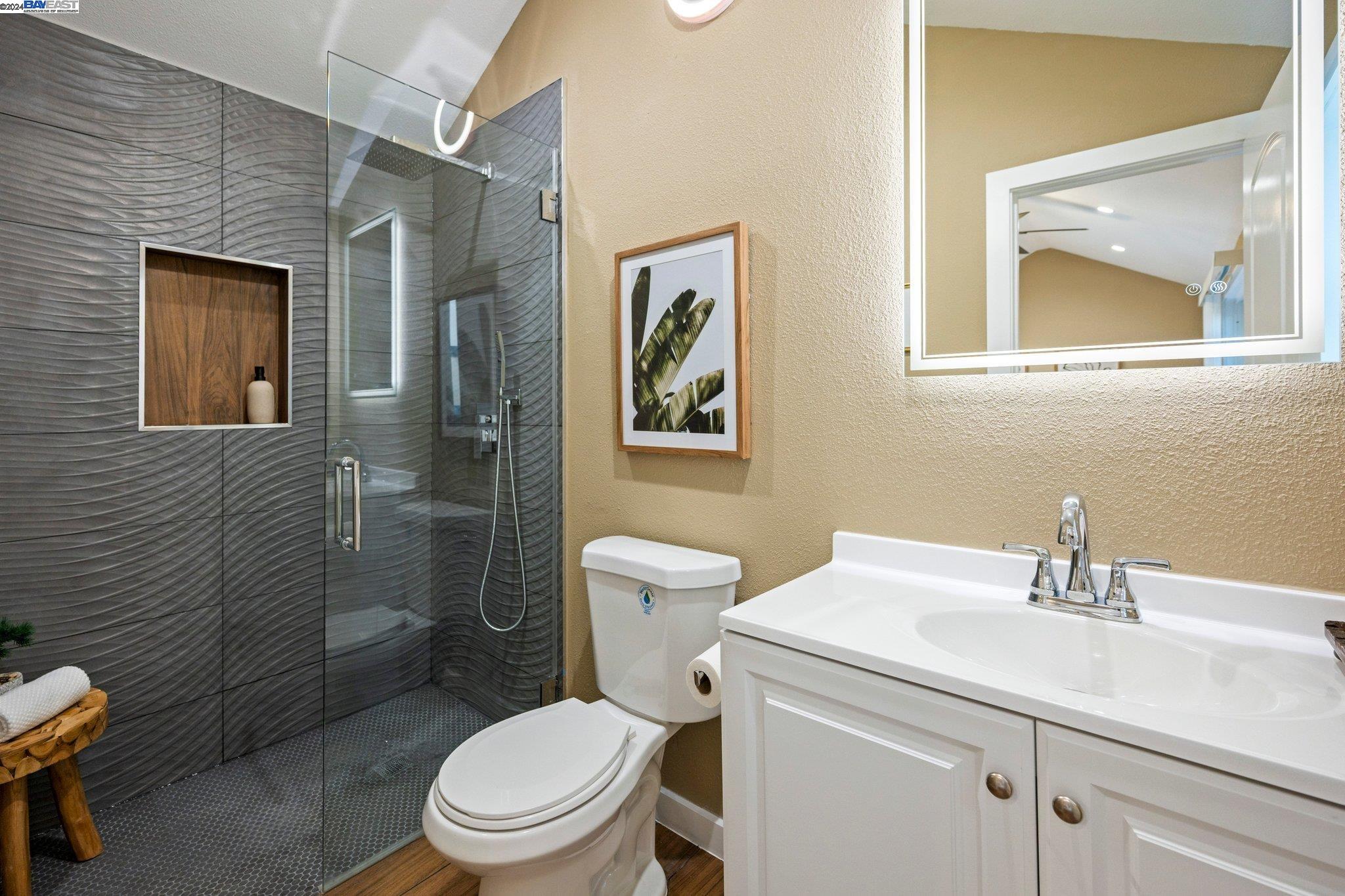Detail Gallery Image 32 of 46 For 1927 106th Ave, Oakland,  CA 94603 - 4 Beds | 2 Baths