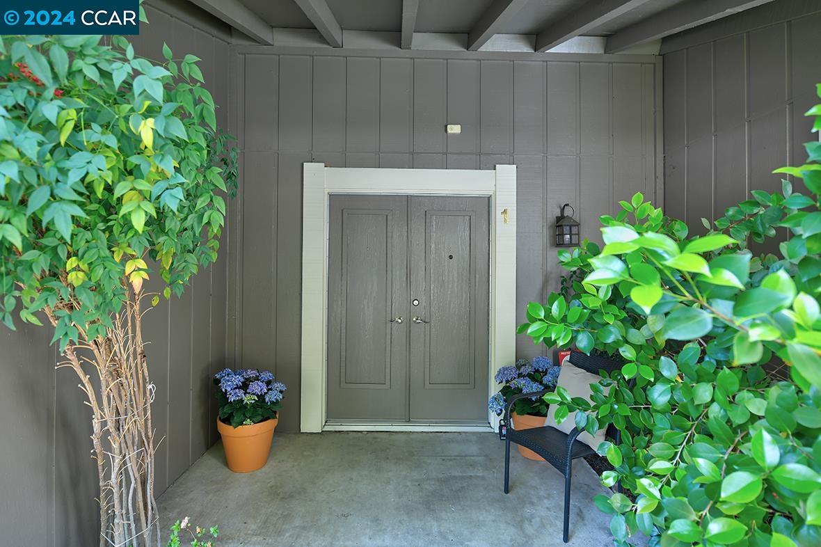 Detail Gallery Image 3 of 52 For 2145 Cactus Ct #1,  Walnut Creek,  CA 94595 - 2 Beds | 2 Baths