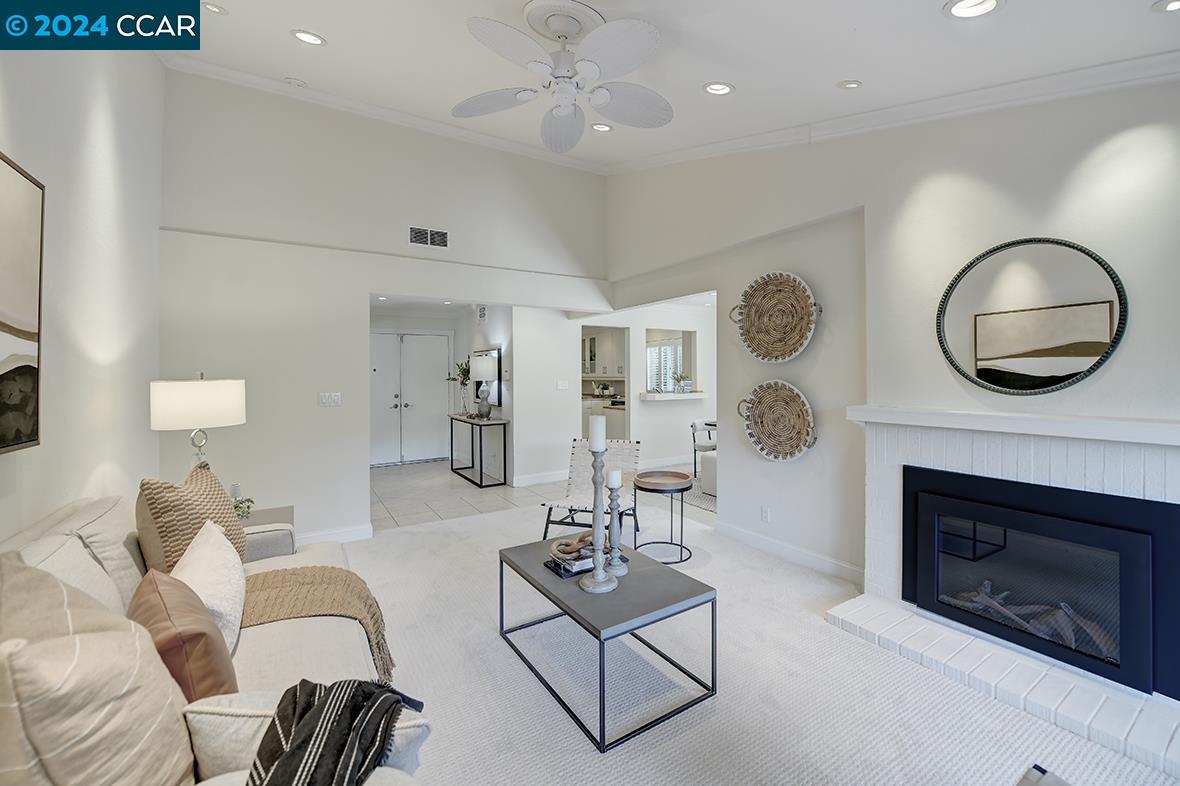 Detail Gallery Image 8 of 52 For 2145 Cactus Ct #1,  Walnut Creek,  CA 94595 - 2 Beds | 2 Baths