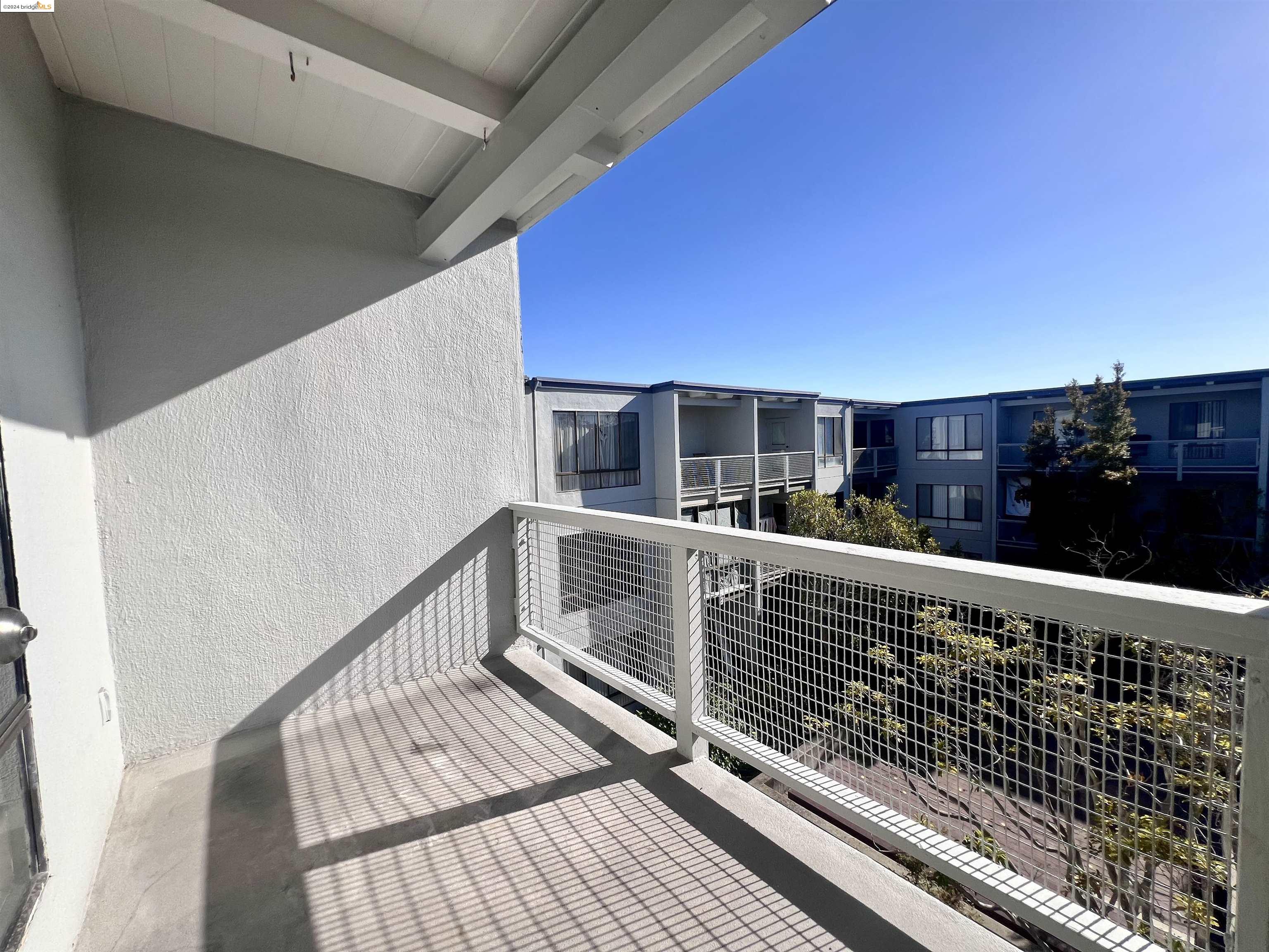 Detail Gallery Image 29 of 50 For 2 Anchor Dr. #F487,  Emeryville,  CA 94608 - 0 Beds | 1 Baths