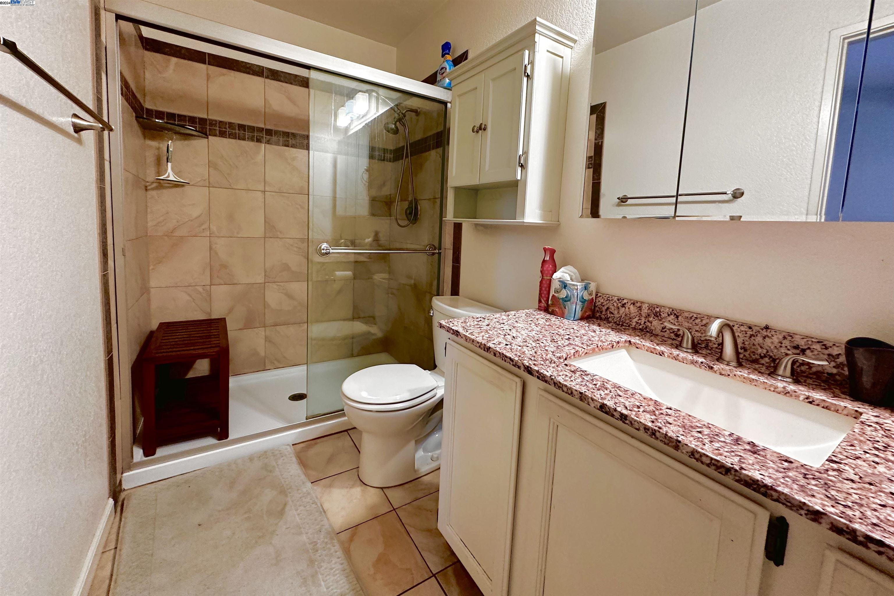 Detail Gallery Image 11 of 15 For 3353 Nicole St, Stockton,  CA 95205 - 3 Beds | 2 Baths
