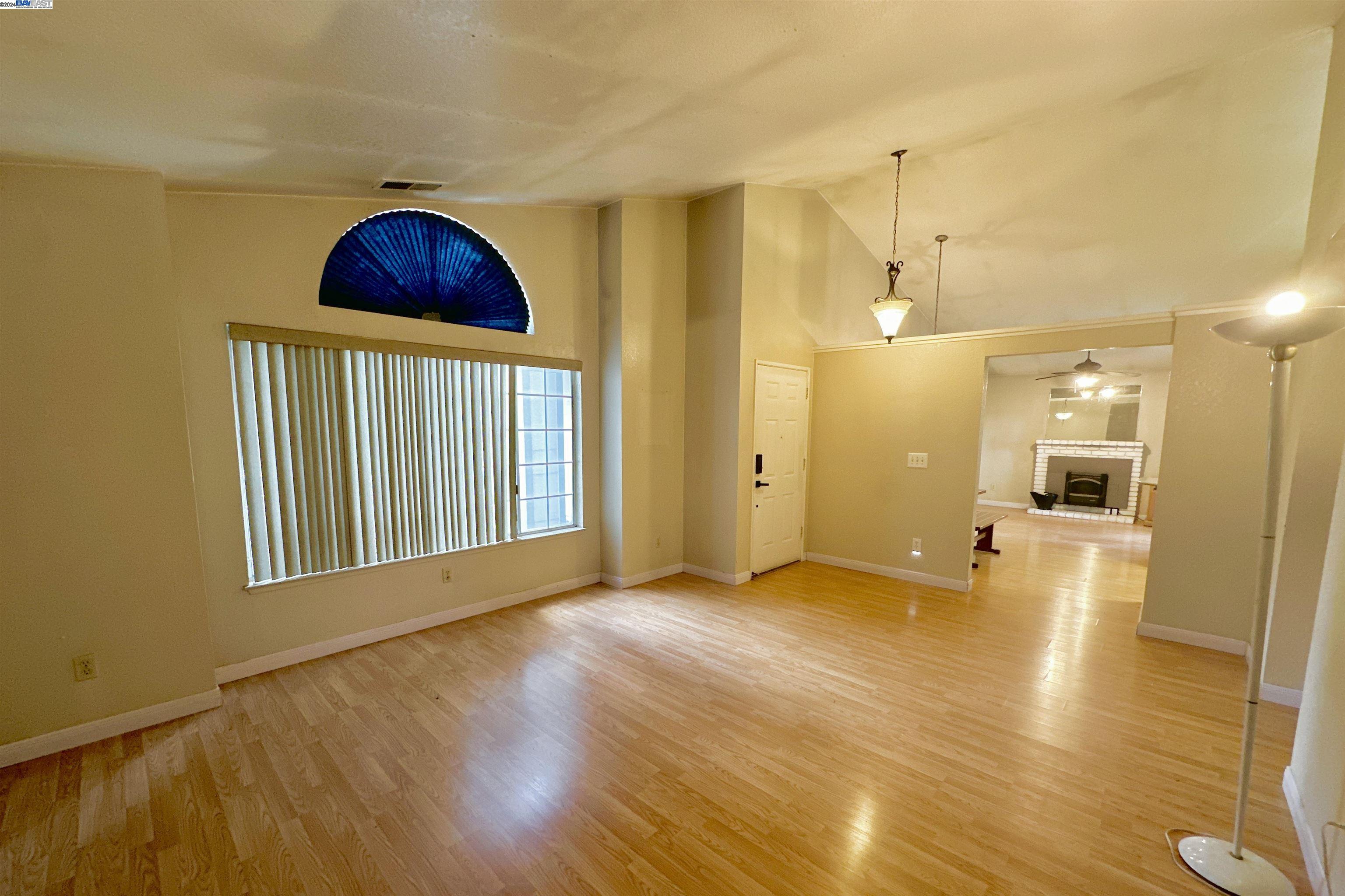 Detail Gallery Image 3 of 15 For 3353 Nicole St, Stockton,  CA 95205 - 3 Beds | 2 Baths